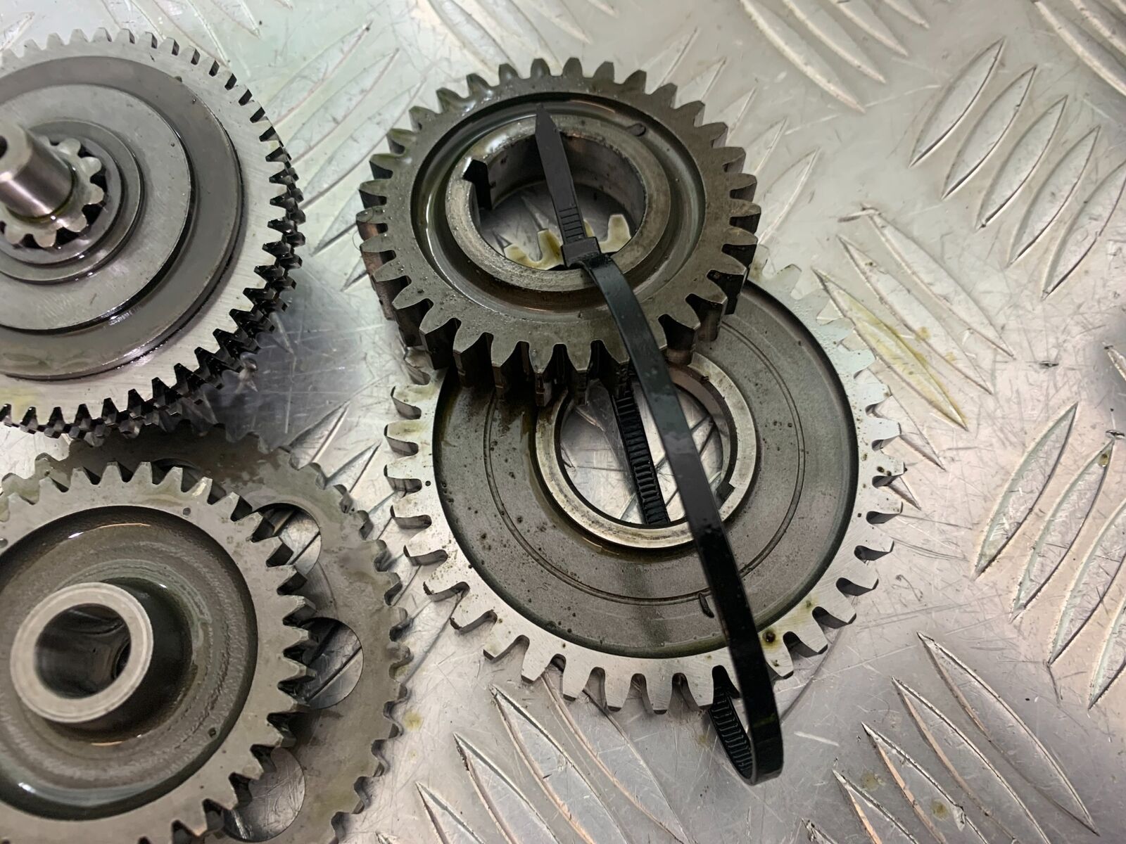 HUSQVARNA TE630 TE 630 ENGINE GEARS   YEAR 2010-11 (CMB1120)