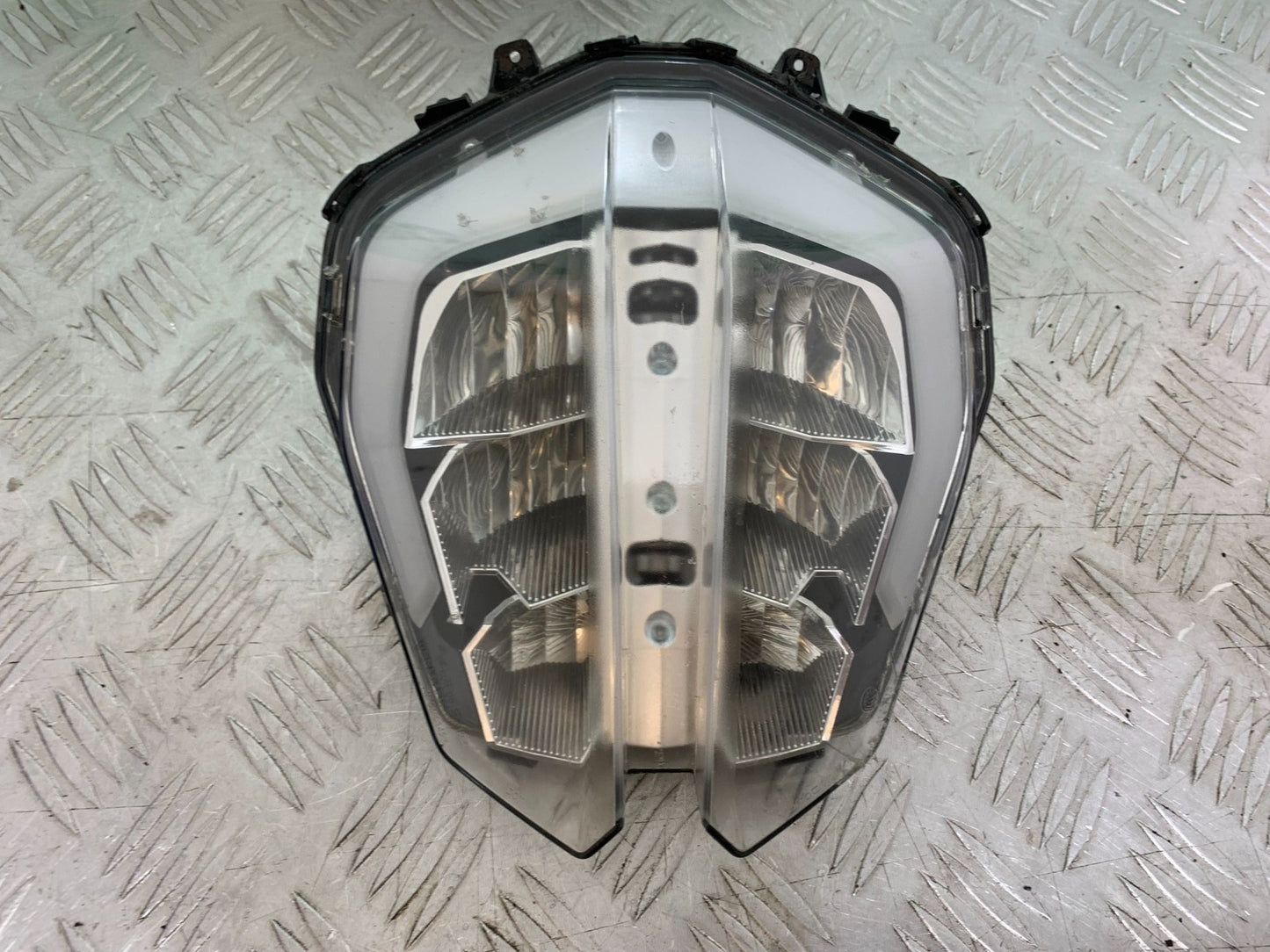 KTM 125 DUKE HEADLIGHT (DAMAGED)  YEAR 2018-2023 (CMB1185)
