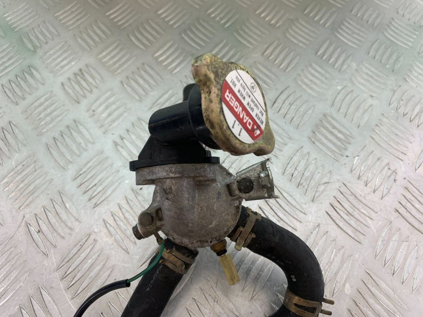 HONDA VT1100 C SHADOW SPIRIT THERMOSTAT  2002-2003 (CMB1035)