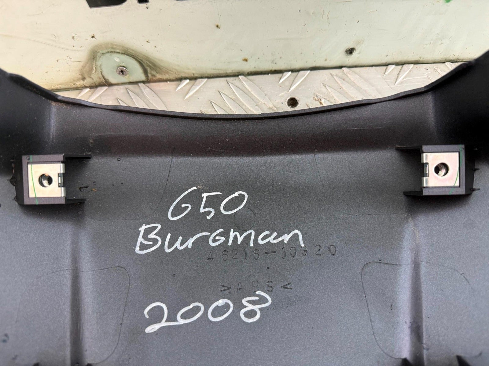 SUZUKI AN650 AN 650 BURGMAN TAIL REAR COVER YEAR 2006-2012