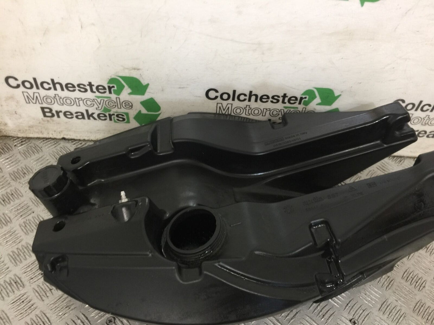 APRILIA 850 MANA AUTOMATIC PETROL TANK  YEAR 2007-2012  (STOCK 875)