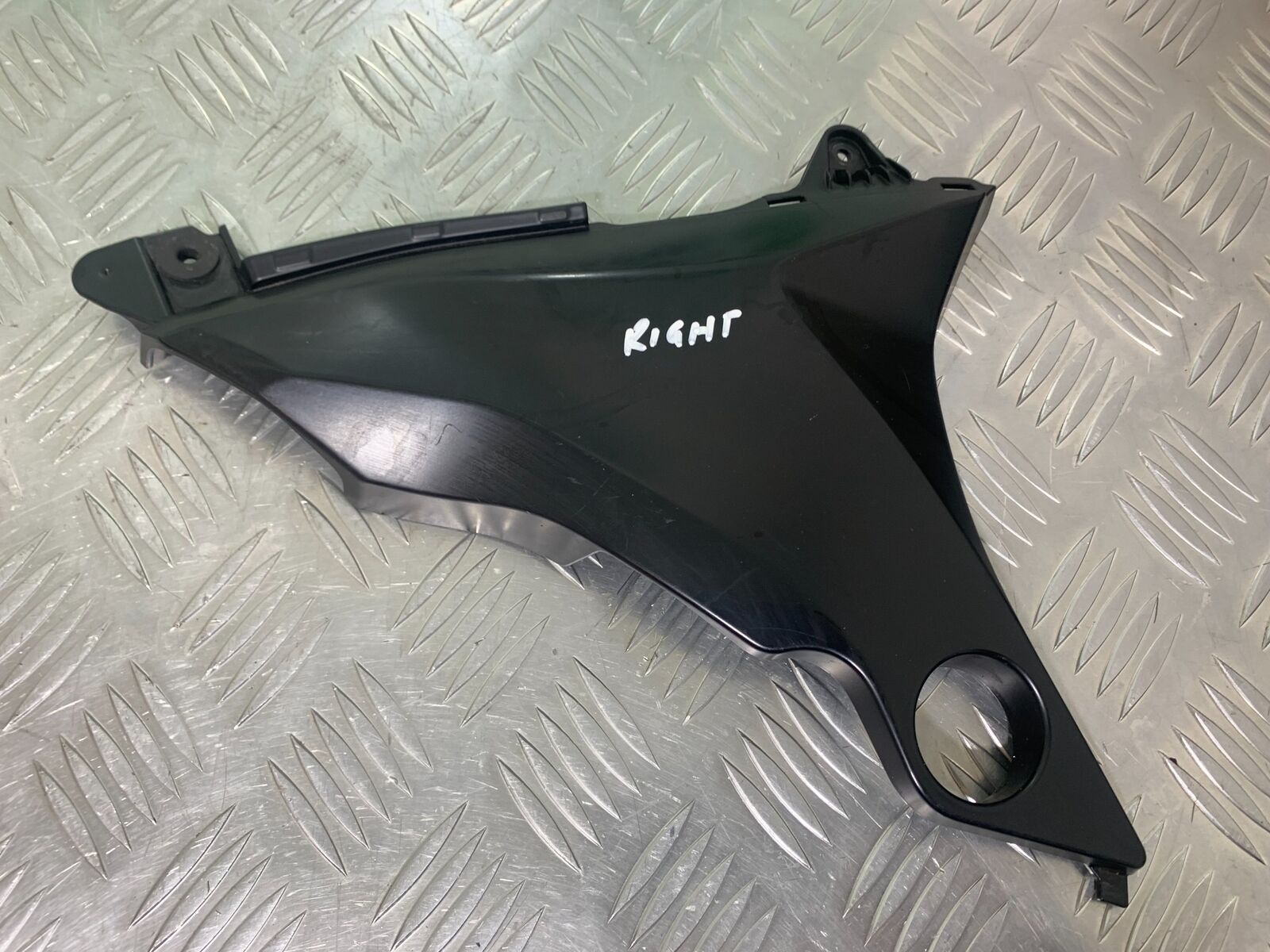 KAWASAKI Z800 Z 800 RIGHT FRAME COVER YEAR 2013-2017 (CMB1059)