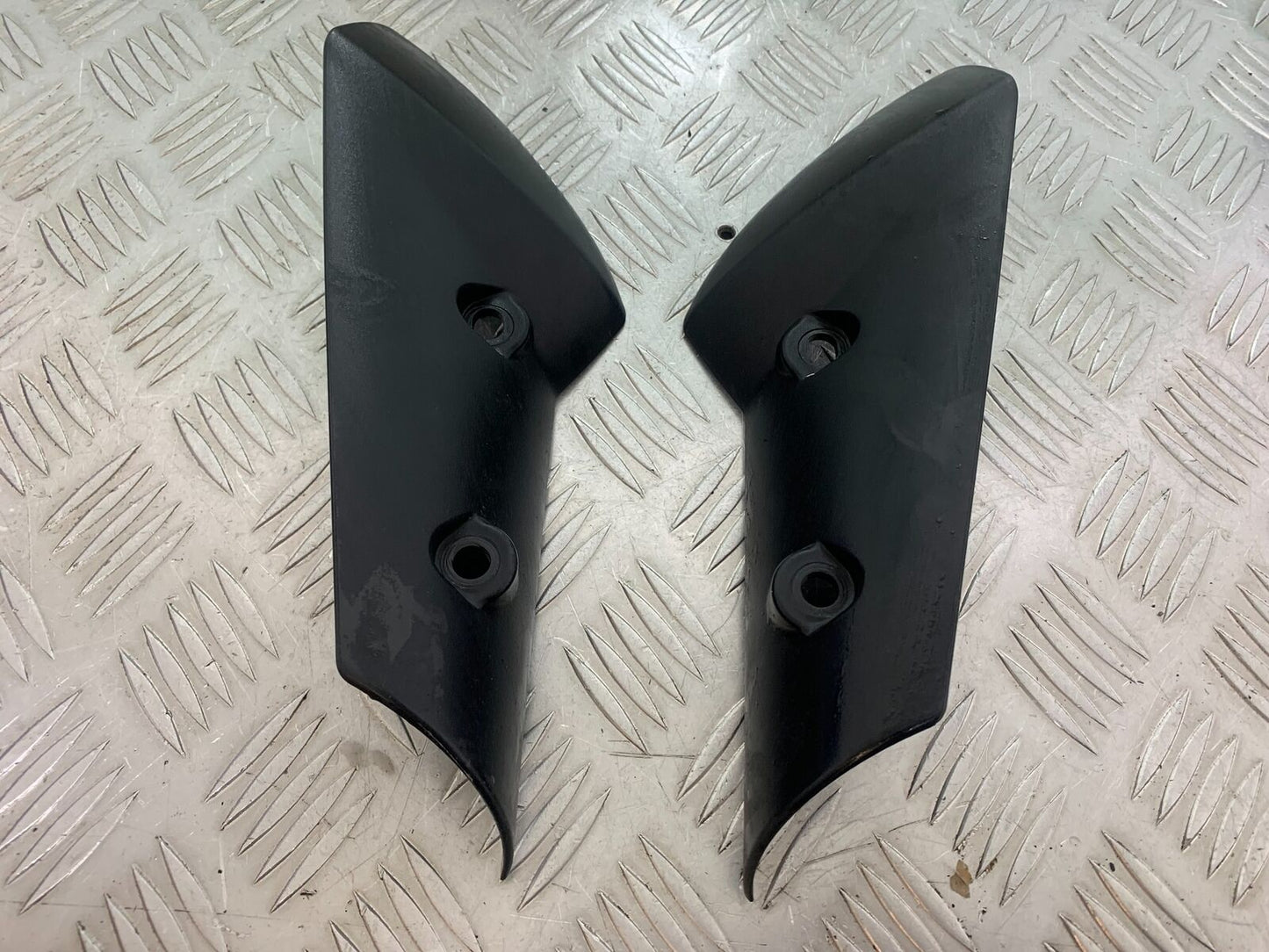 TRIUMPH TIGER 800 FRONT MUDGUARD INFILLS  YEAR 2011-2014 (CMB1113)