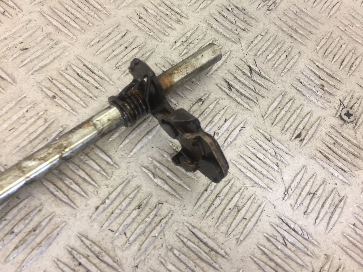 HONDA CBR1100 BLACKBIRD GEAR SHAFT  YEAR 2000-07 (STOCK 522)