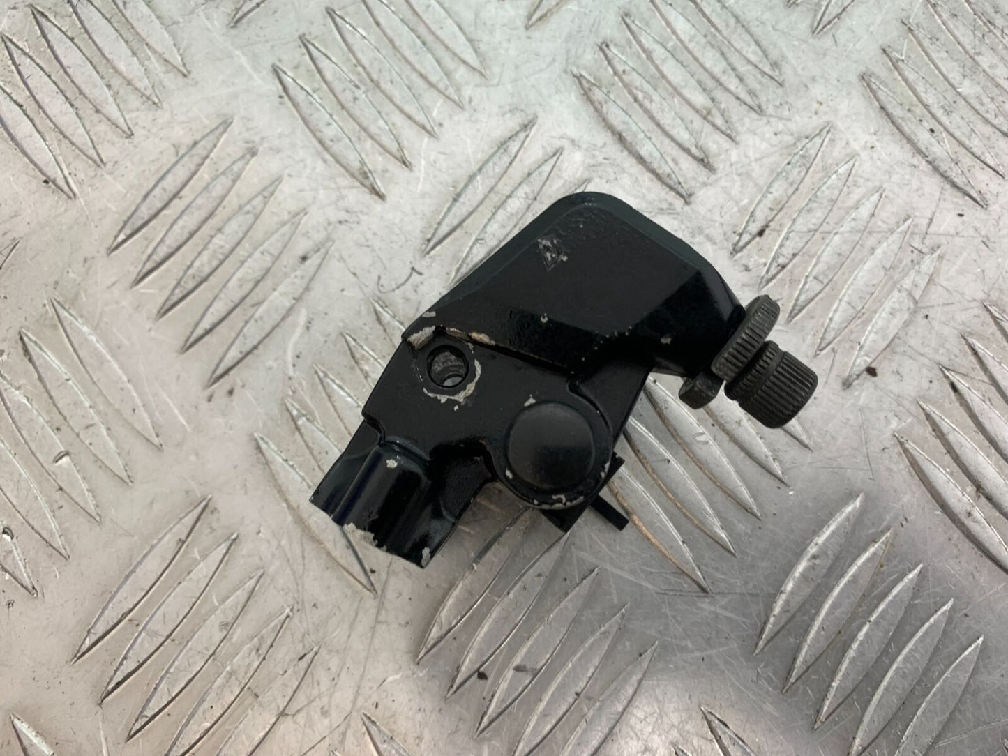 KAWASAKI Z750 Z 750 CLUTCH LEVER BRACKET  YEAR 2004-2006  (CMB1104)
