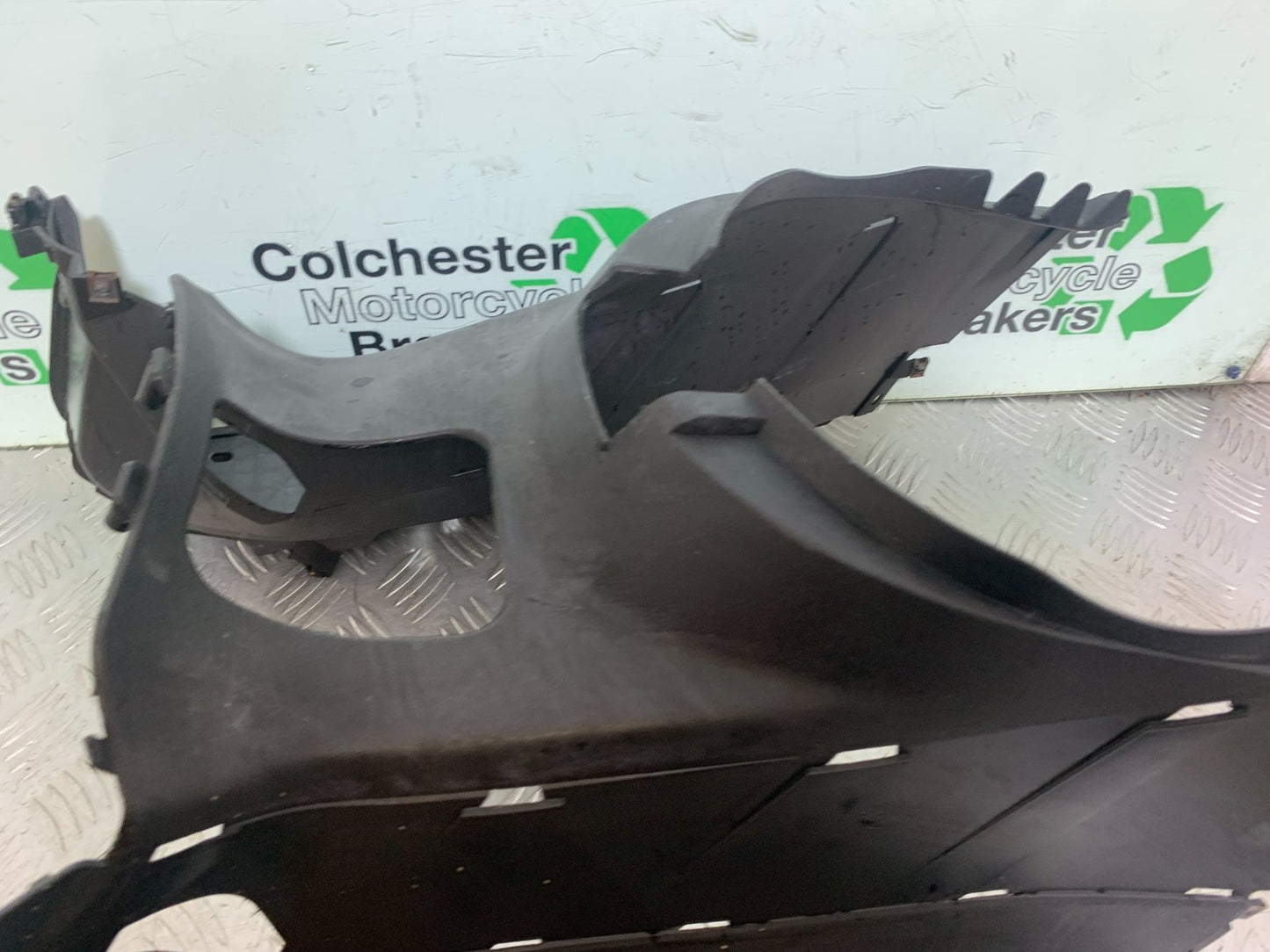 YAMAHA XMAX 250 XMAX 250  FOOTBOARD YEAR 2006-09 (CMB1201)