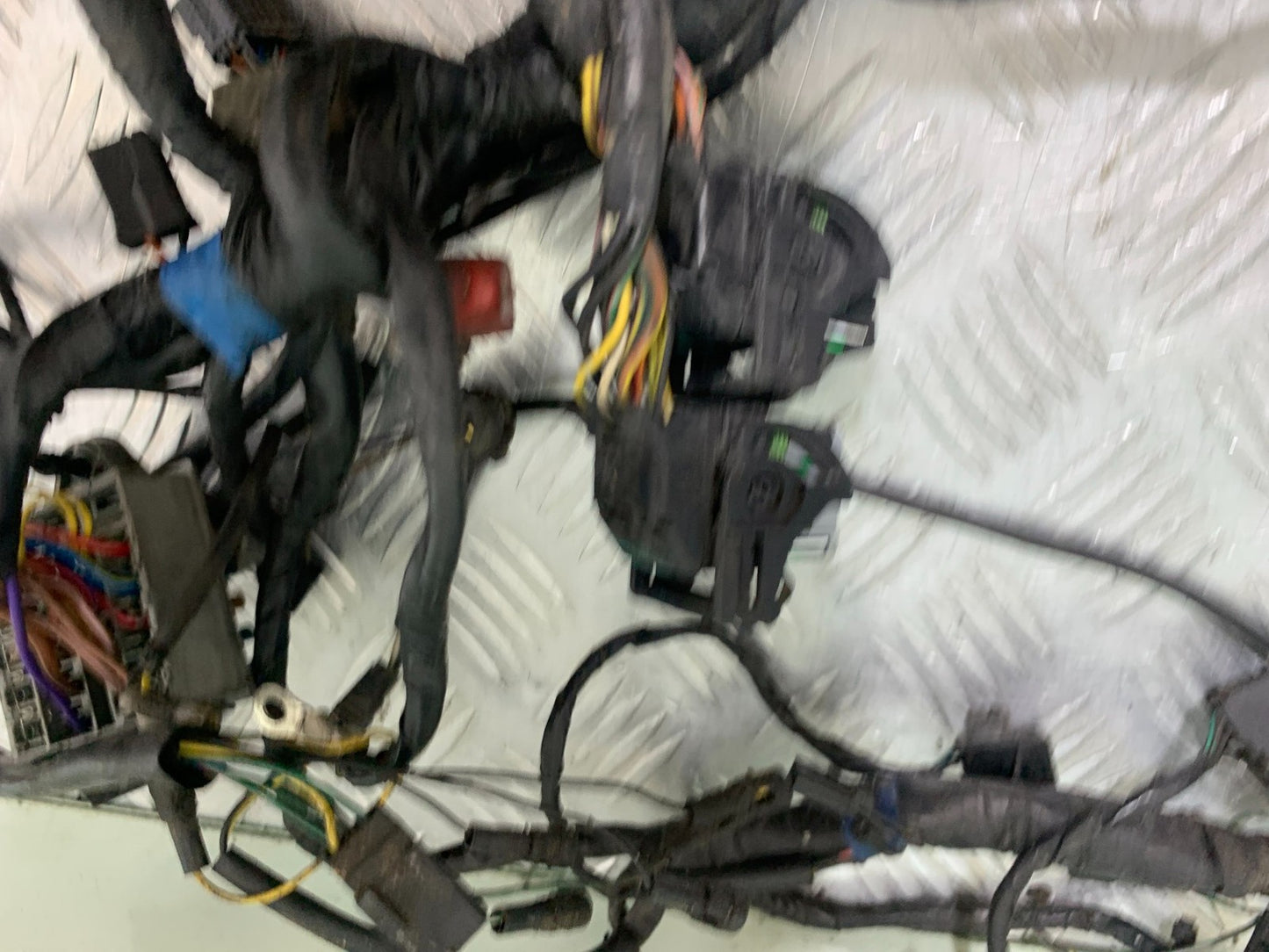TRIUMPH 955i DAYTONA WIRING LOOM  YEAR 2002-2006 (CMB1229)