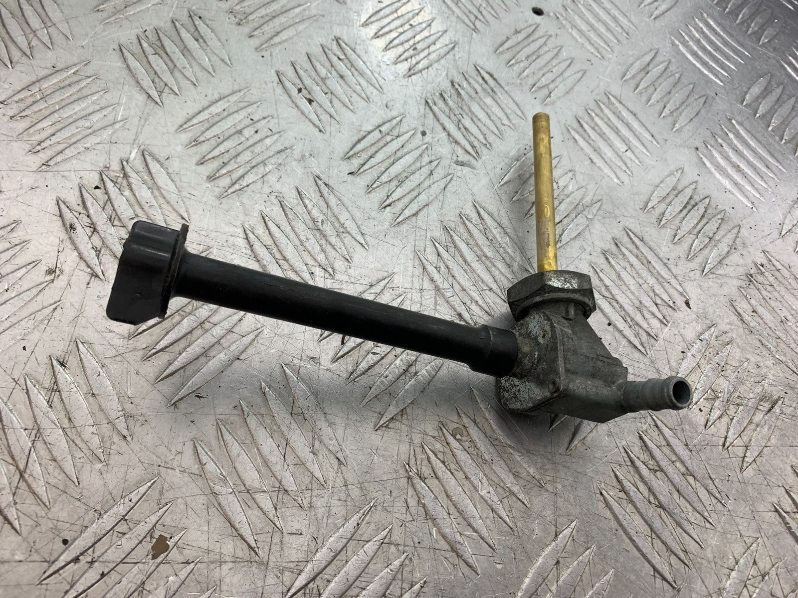 HONDA XL125 VARADERO PETROL TAP  YEAR 2001-2006  (CMB1304)