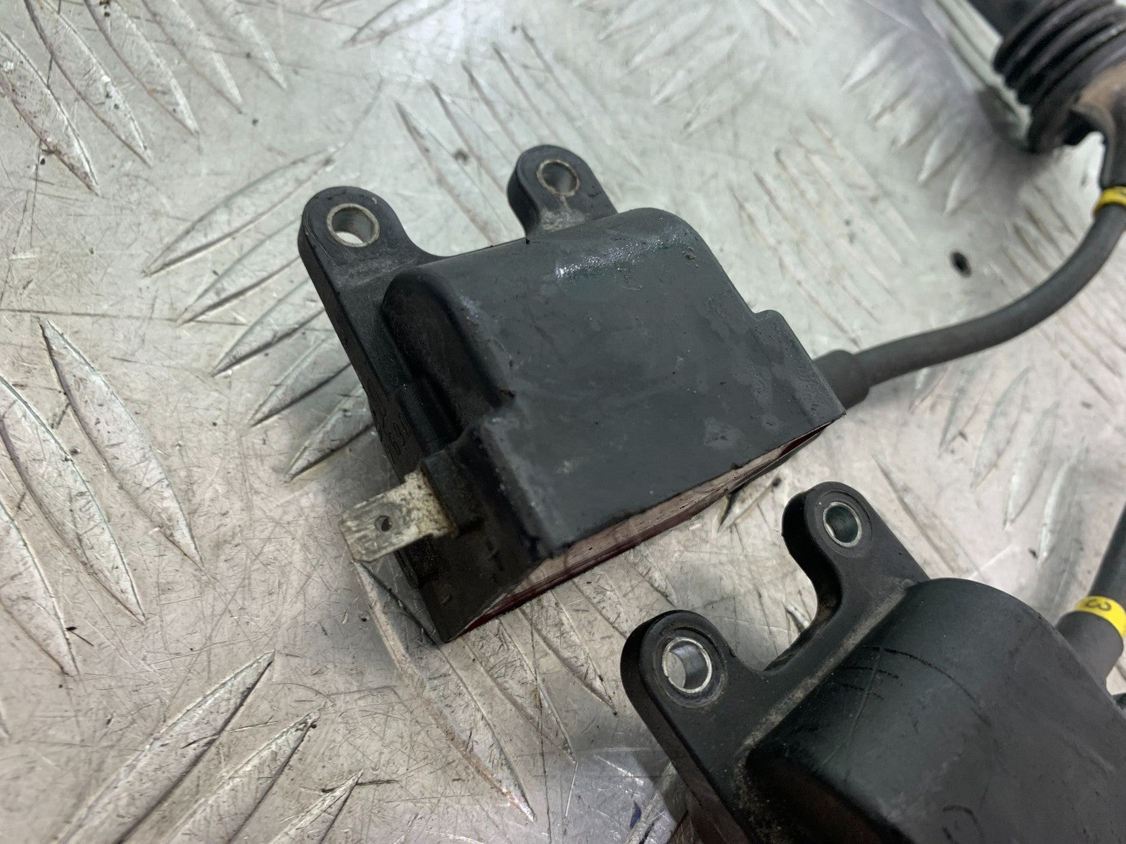 TRIUMPH TROPHY 900 COILS YEAR 1991-95 (CMB1251)