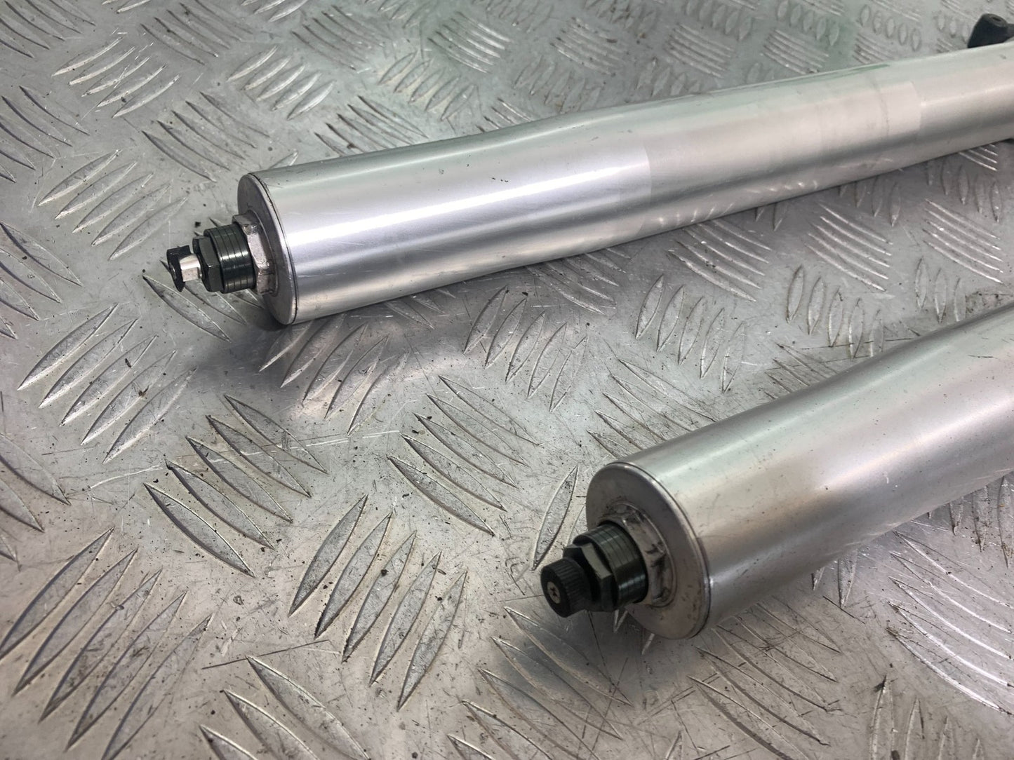 KAWASAKI GTR1400 GTR 1400 FORKS   YEAR 2007-2009 (CMB1174)