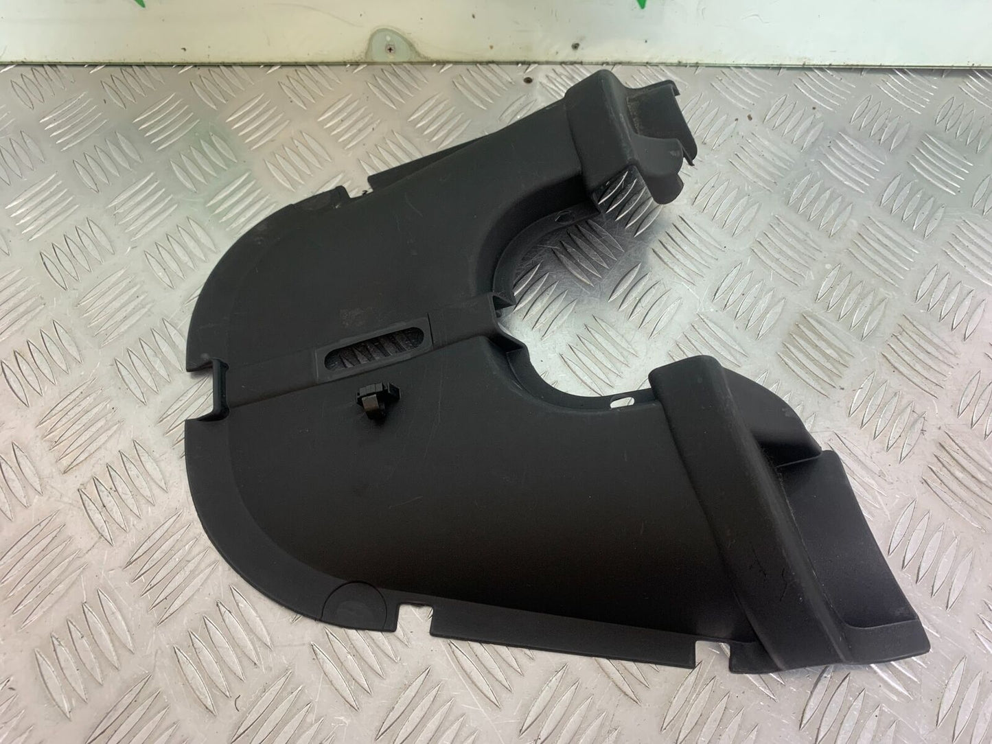 APRILIA FUTURA RST 1000 REAR INFILL PANEL  YEAR 2001-2005 (CMB1033)