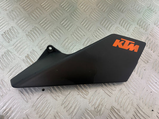 KTM 790 DUKE LEFT FRAME COVER  YEAR 2018-2021  (CMB11150)