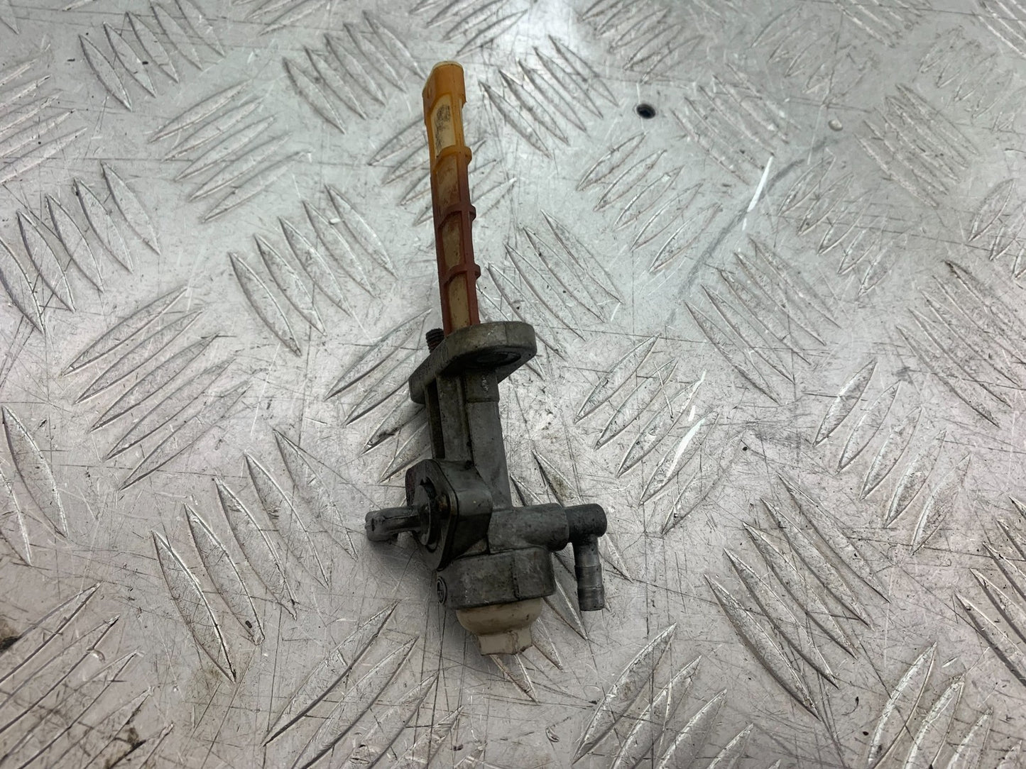 SUZUKI GP100 GP 100 PETROL TAP YEAR 1978-1988 (CMB1259)