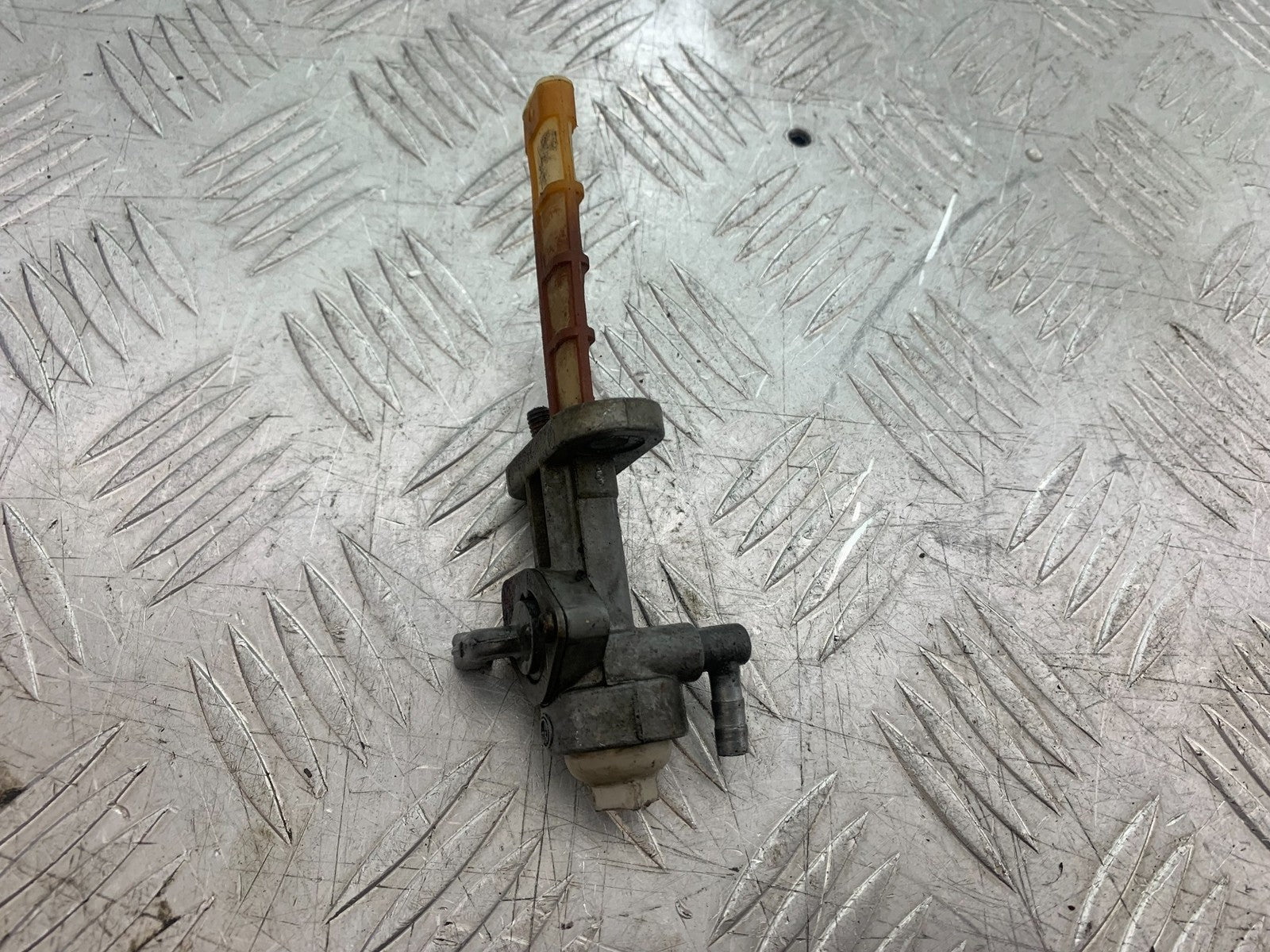SUZUKI GP100 GP 100 PETROL TAP YEAR 1978-1988 (CMB1259)