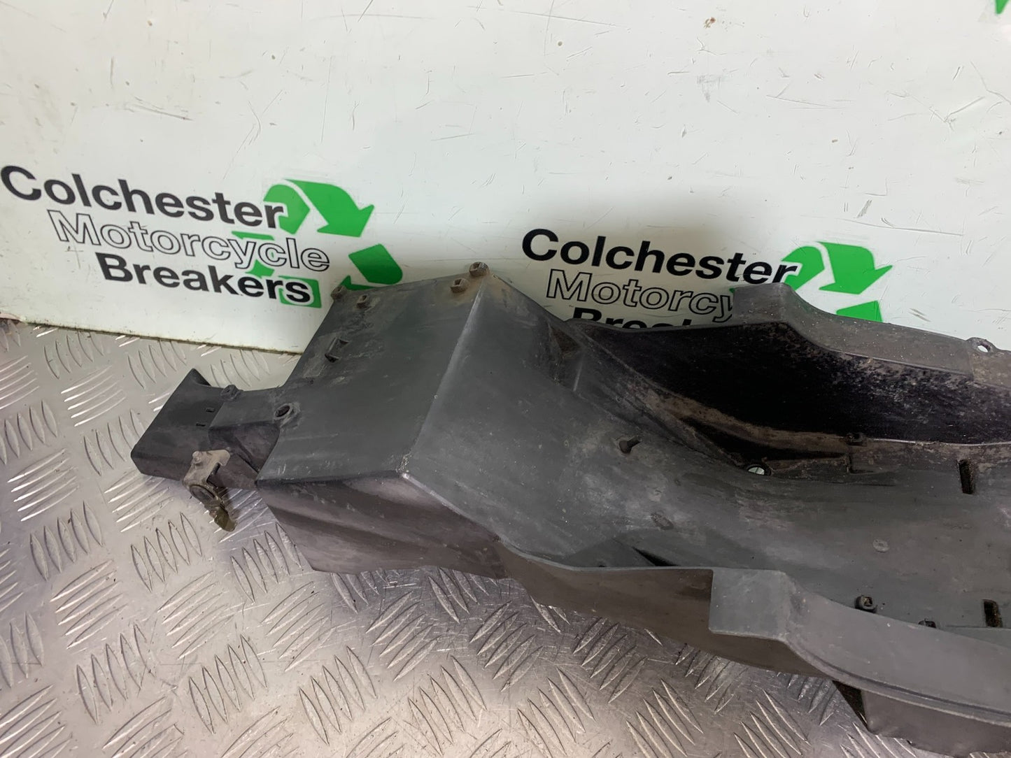 KAWASAKI ZX6R ZX6 J REAR MUDGUARD AND INDICATORS YEAR 2000 (CMB1312)