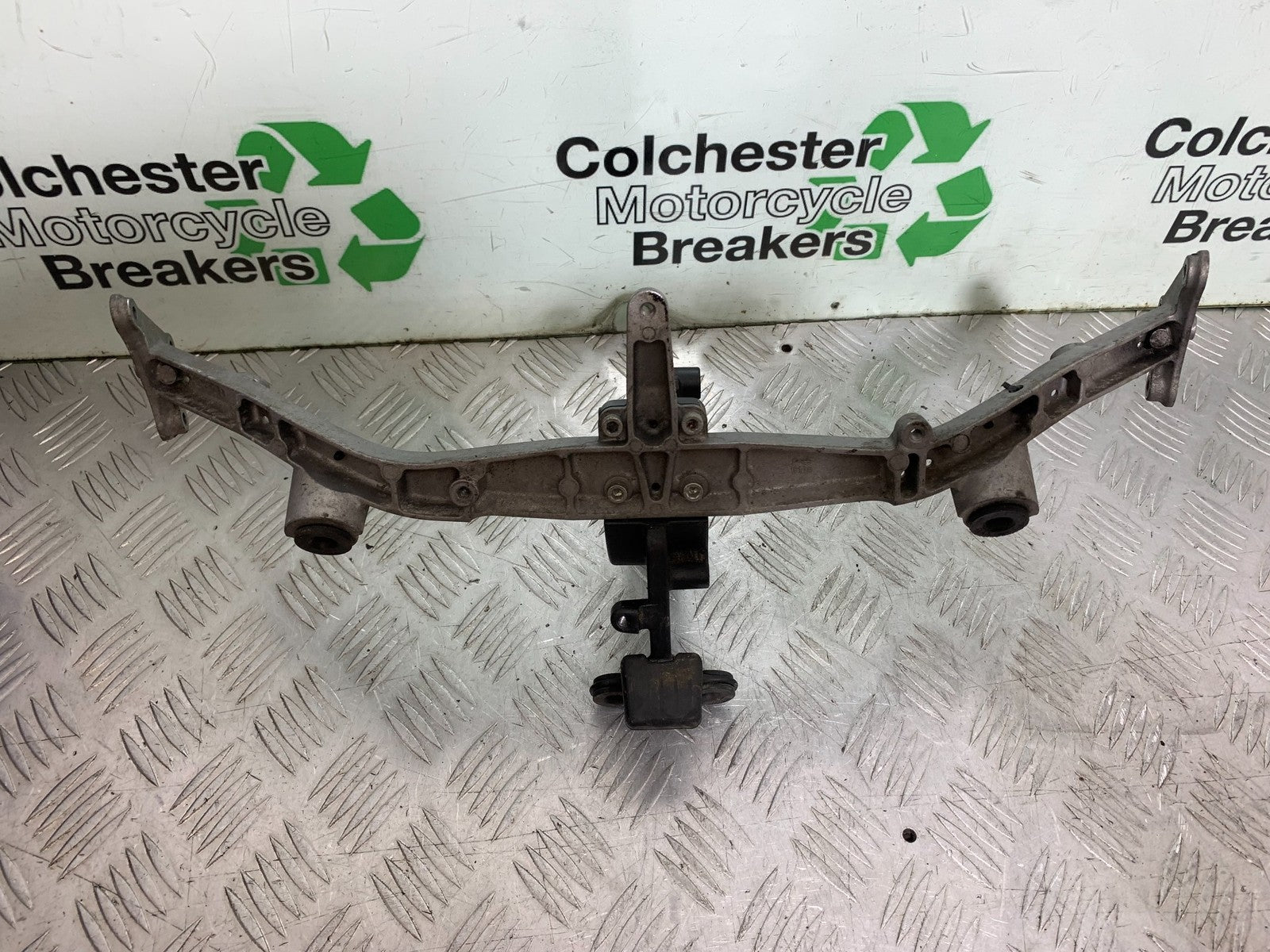 KAWASAKI GTR1400 GTR 1400 FAIRING BRACKET  YEAR 2007-2009 (CMB1306)