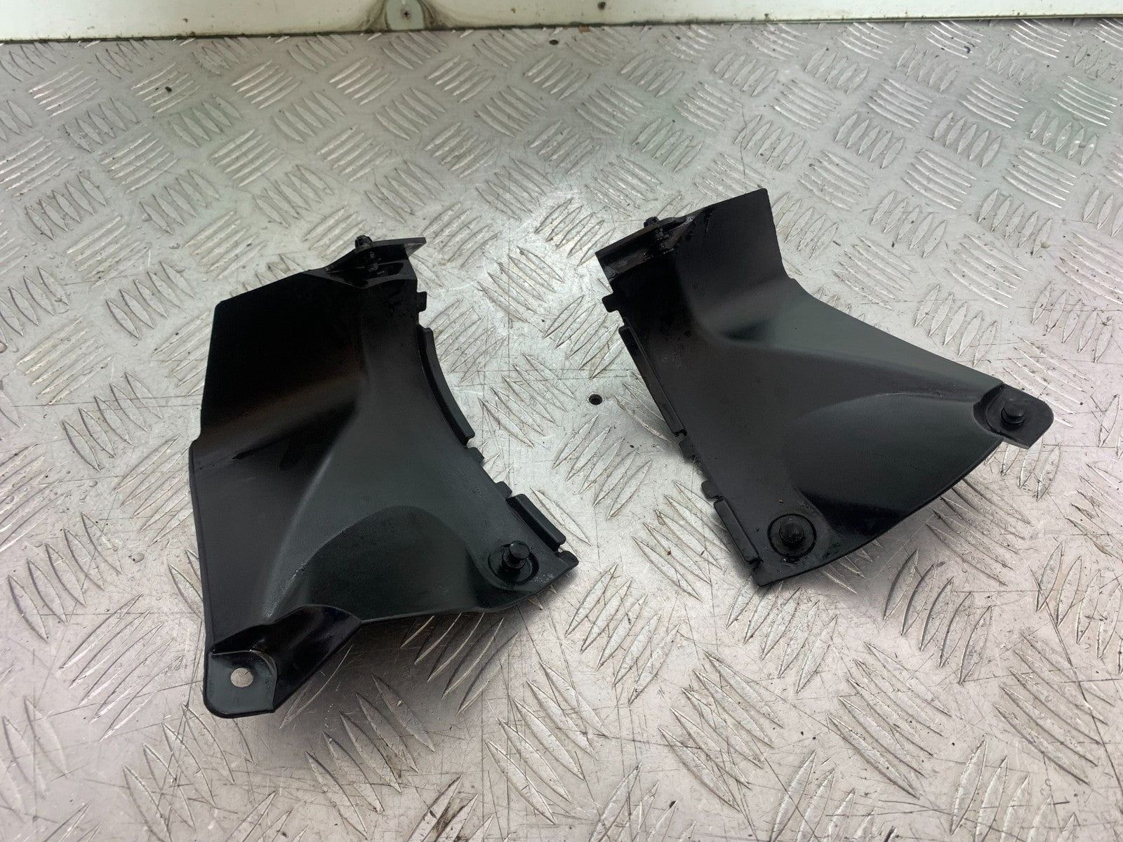 HONDA CBR1100 BLACKBIRD FAIRING INFILLS YEAR 1999-2005 (CMB1232)