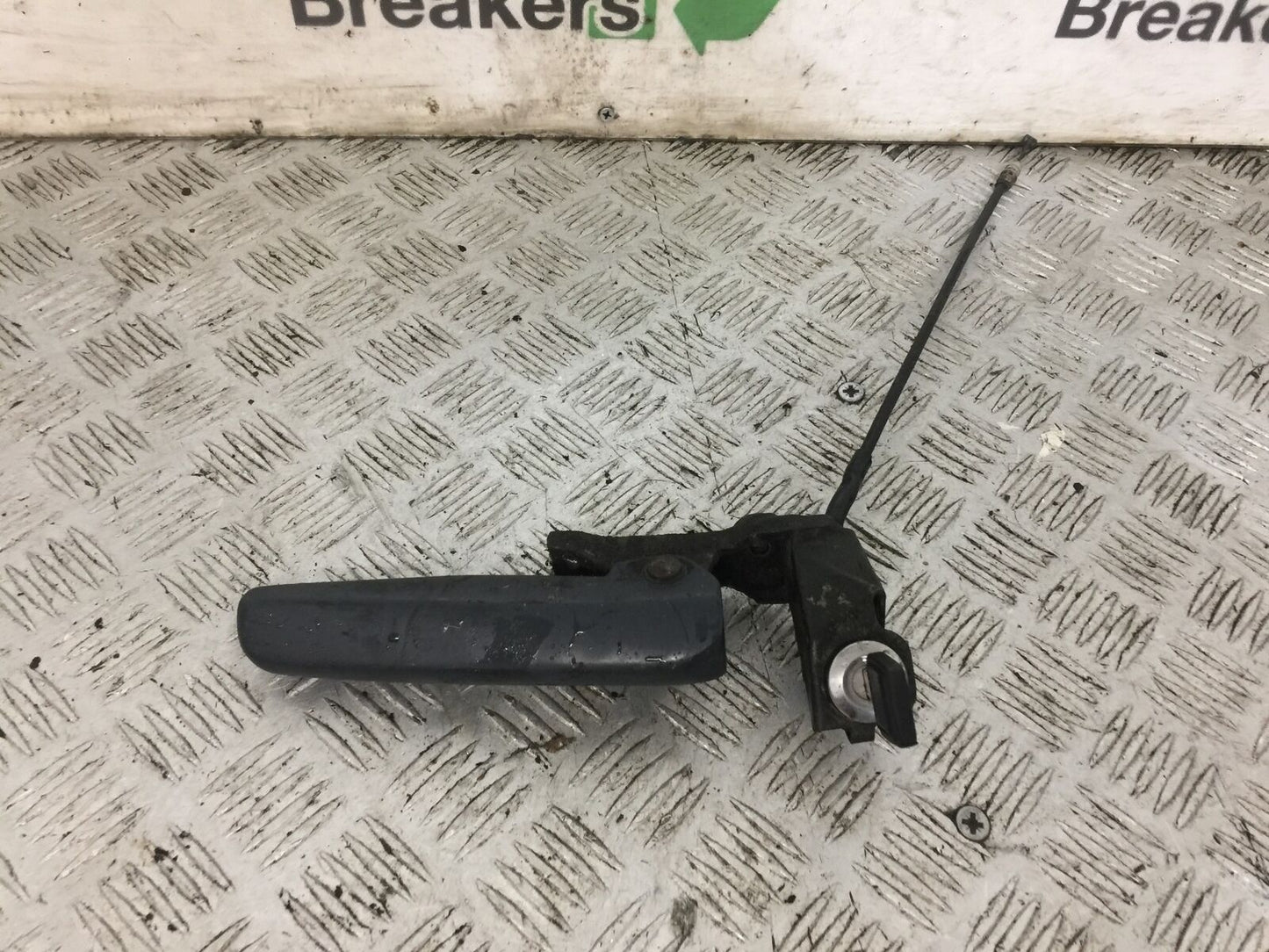 HONDA ST1100  PAN EUROPEAN SEAT LOCK AND KEY  YEAR 1996-2001(STOCK 786)