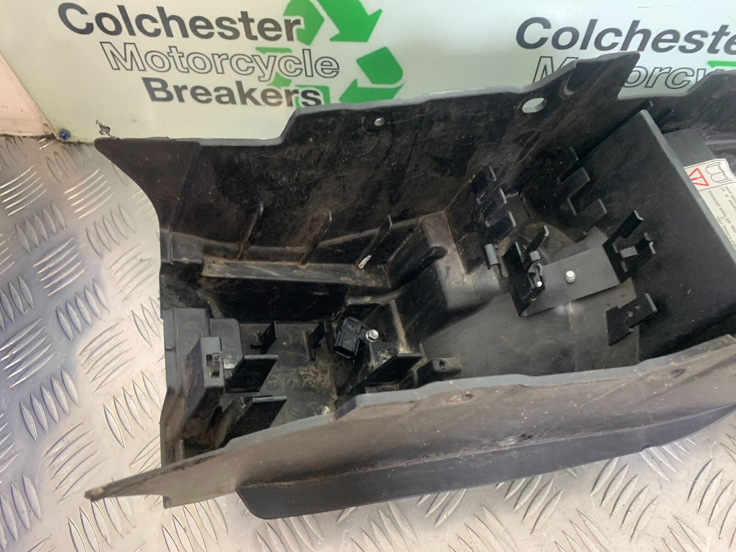 TRIUMPH TIGER 800 UNDERTRAY    YEAR 2011-2014 (CMB1113)