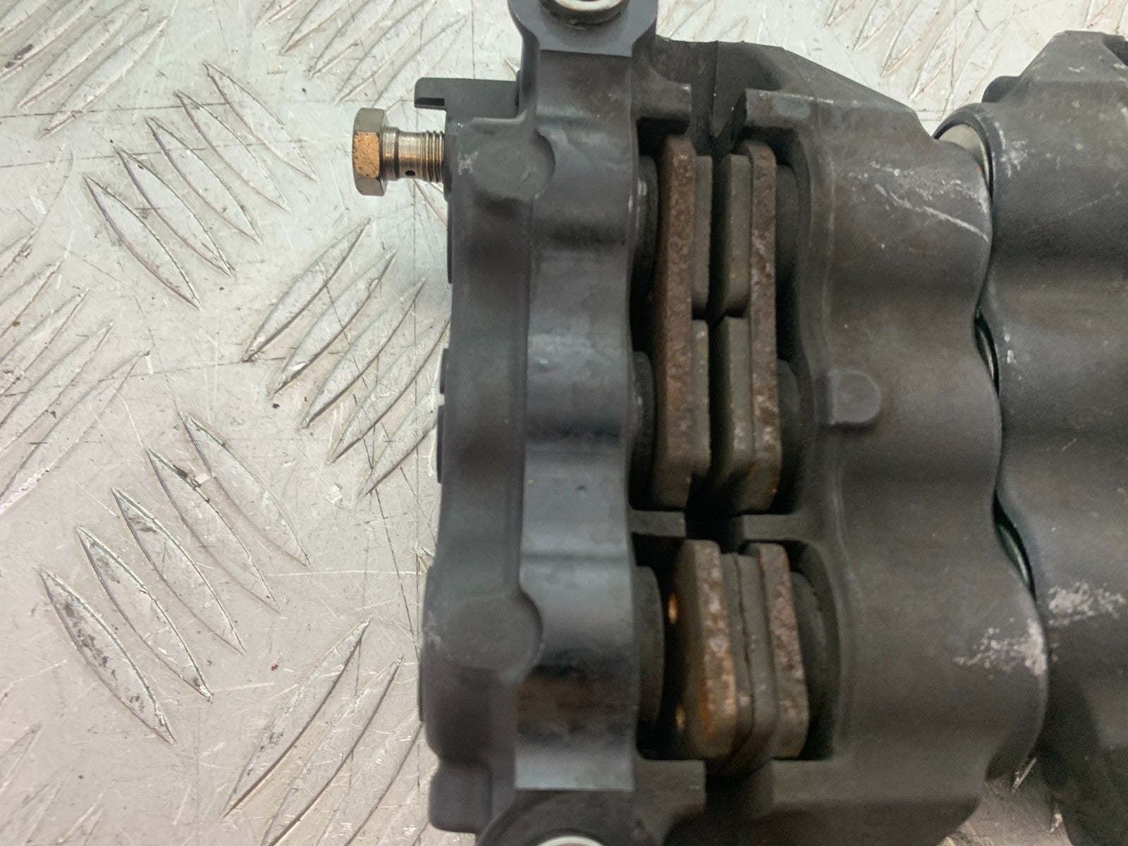 YAMAHA YZF R1 4C8 FRONT BRAKE CALIPERS   YEAR 2007-2008 (CMB1237)