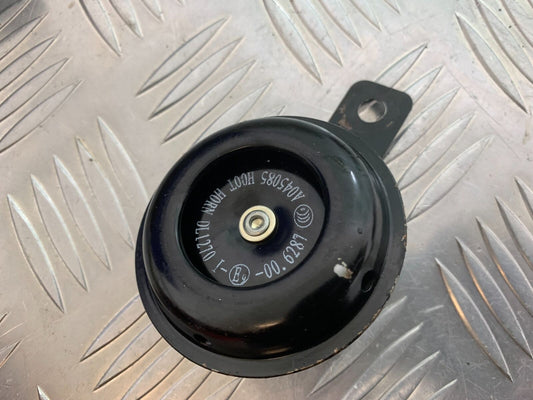 TRIUMPH 600 DAYTONA HORN YEAR 2003-2006 (STOCK 999)