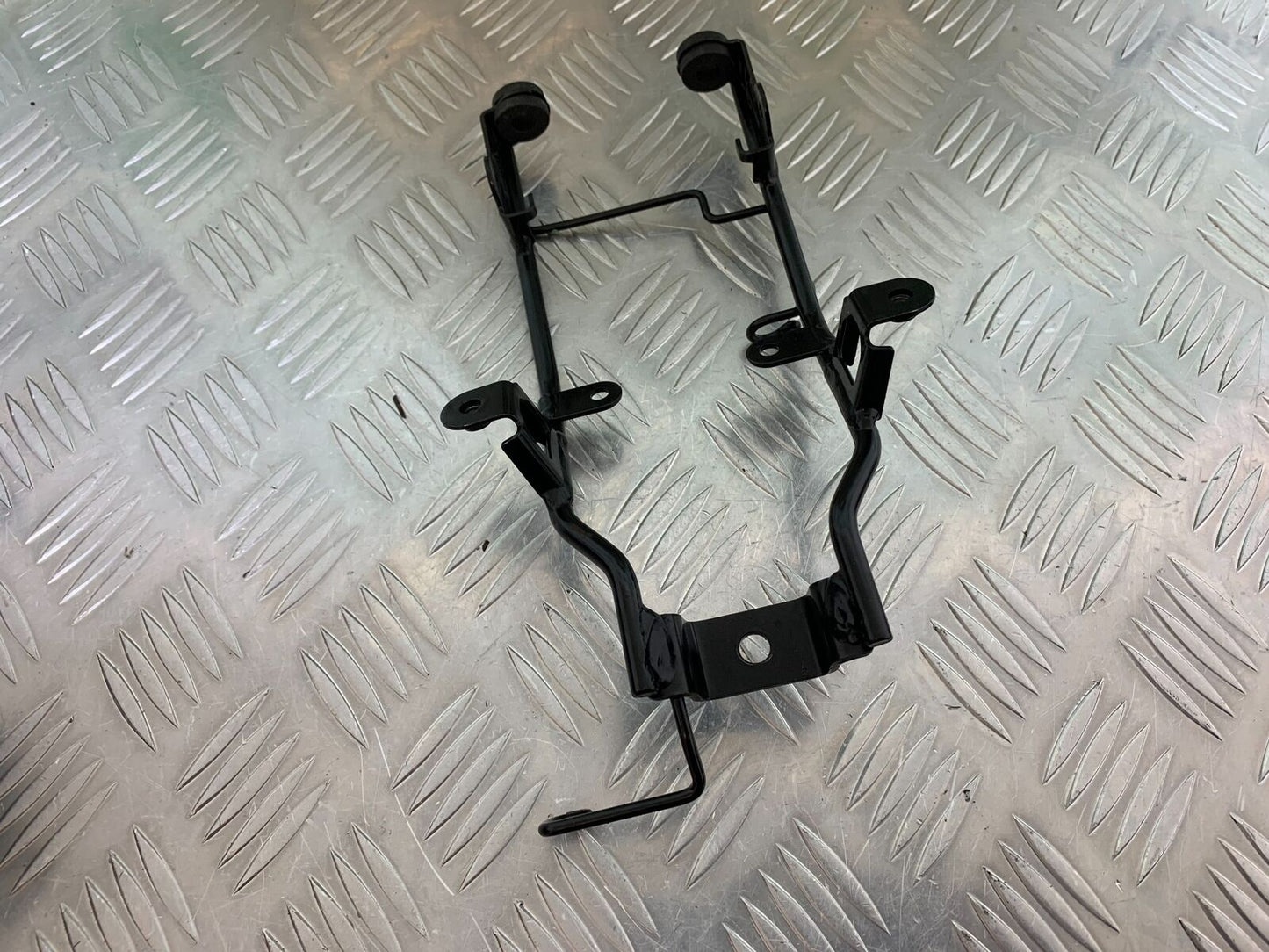 YAMAHA MT 125 MT125 HEADLIGHT BRACKET YEAR 2021-2024 ABS (CMB1010)