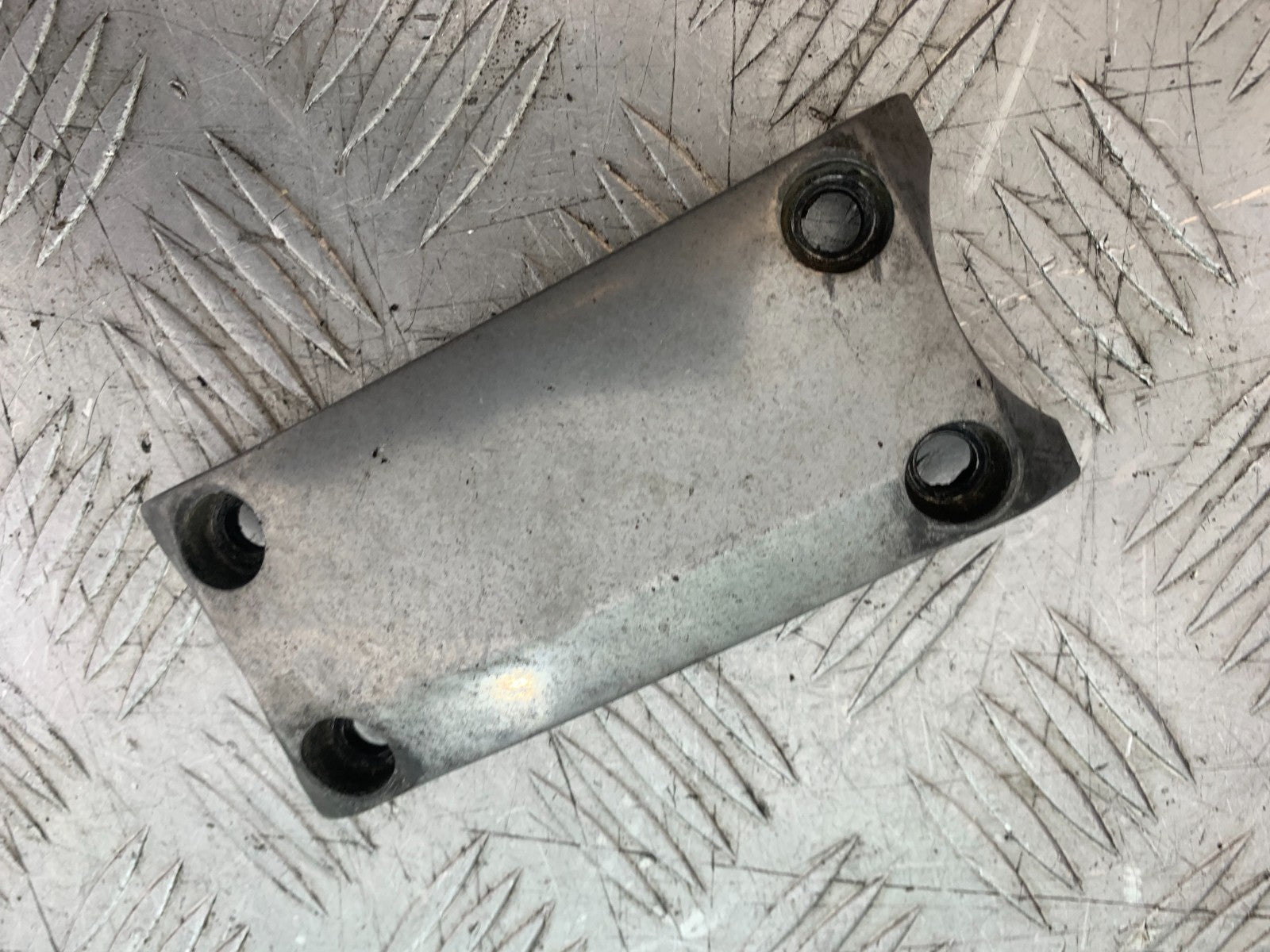 HONDA VT700 VT 700 SHADOW FORKS BRACE   YEAR 1984-85 (CMB1328)