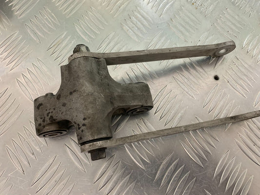 KAWASAKI ZX9R ZX9 C REAR SHOCK LINKAGE  YEAR 1998-99 (STOCK 957)