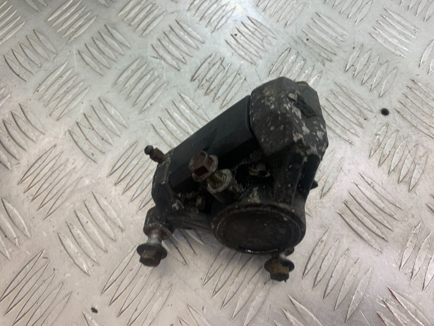 YAMAHA XVS 1100 DRAGSTAR REAR CALIPER  2000-2007 (CMB1108)