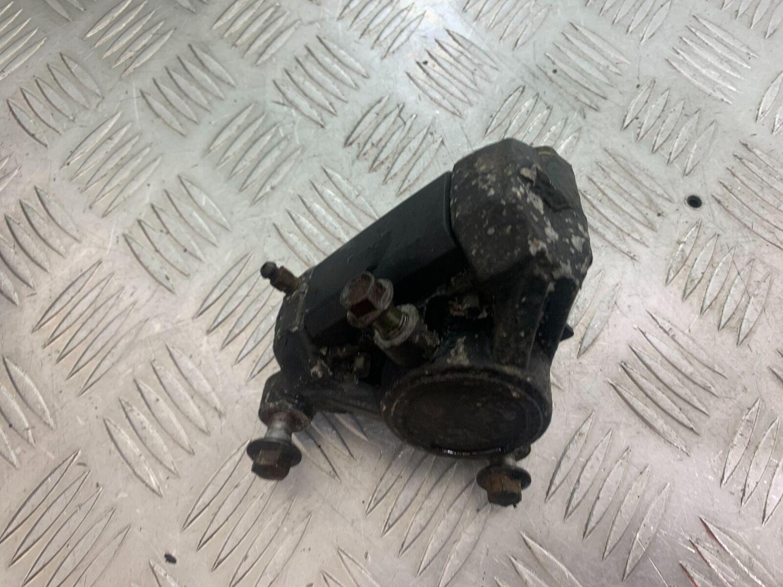 YAMAHA XVS 1100 DRAGSTAR REAR CALIPER  2000-2007 (CMB1108)