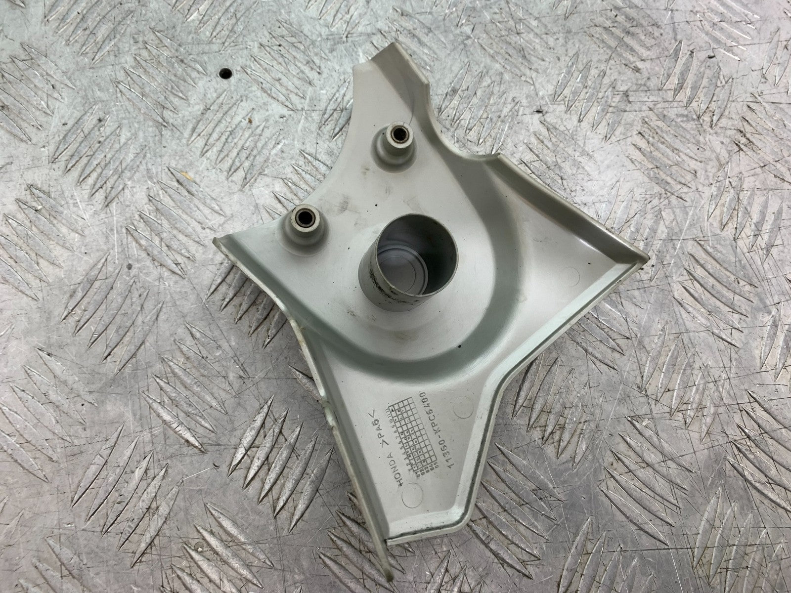 HONDA XL125 VARADERO SPROCKET COVER  YEAR 2001-2006  (CMB1304)