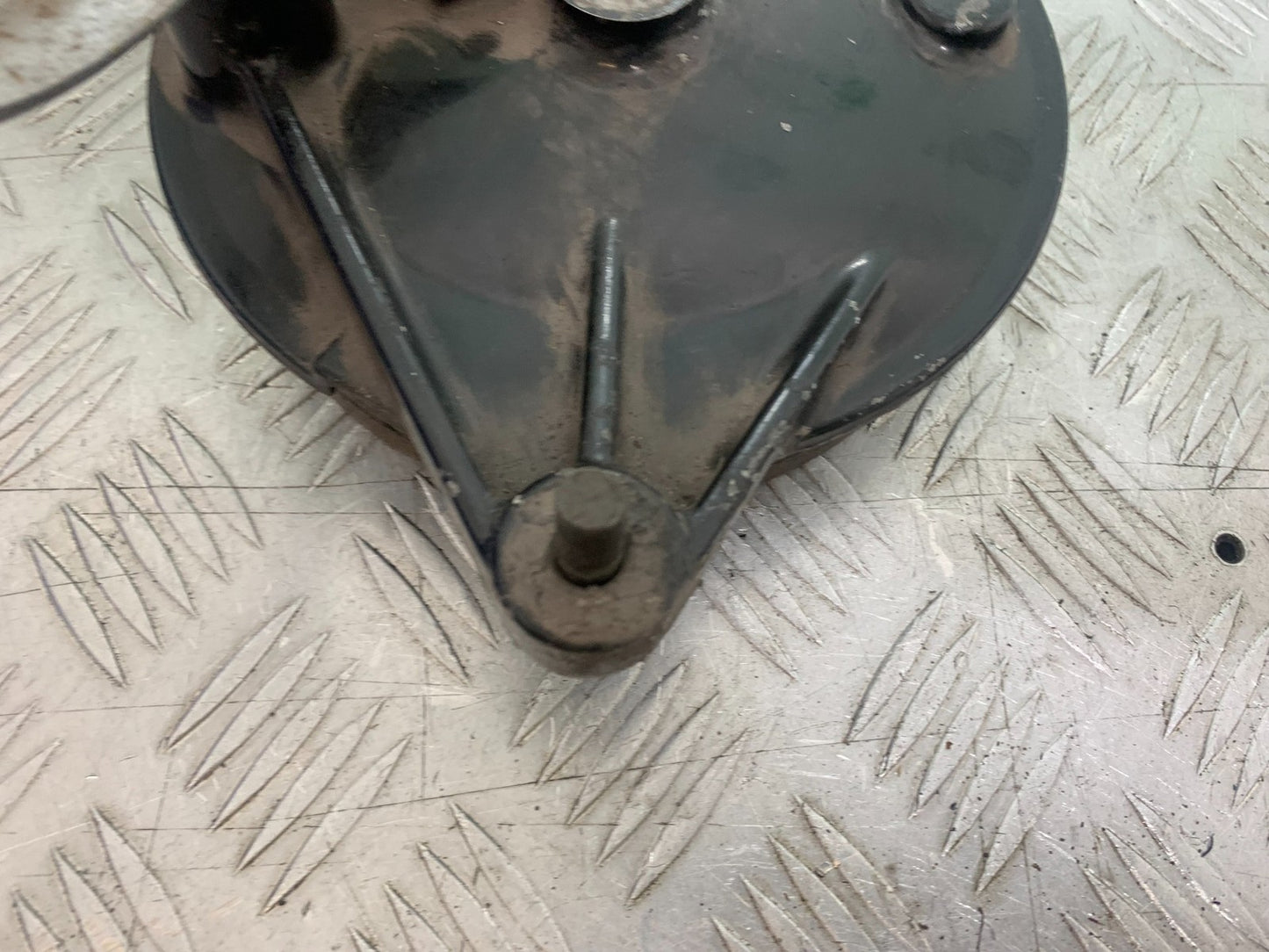 KAWASAKI GT550 GT 550 REAR BRAKE HUB   YEAR 1989-1994