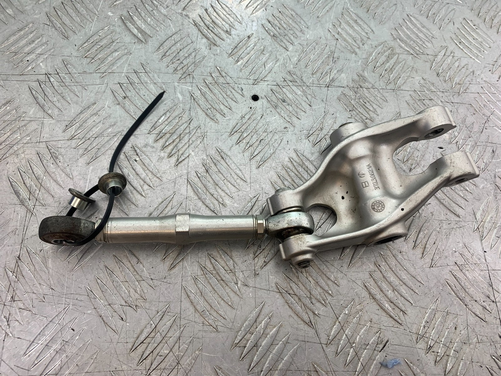 DUCATI 1198 S REAR SHOCK LINKAGE   YEAR 2009-2011 (CMB1219)
