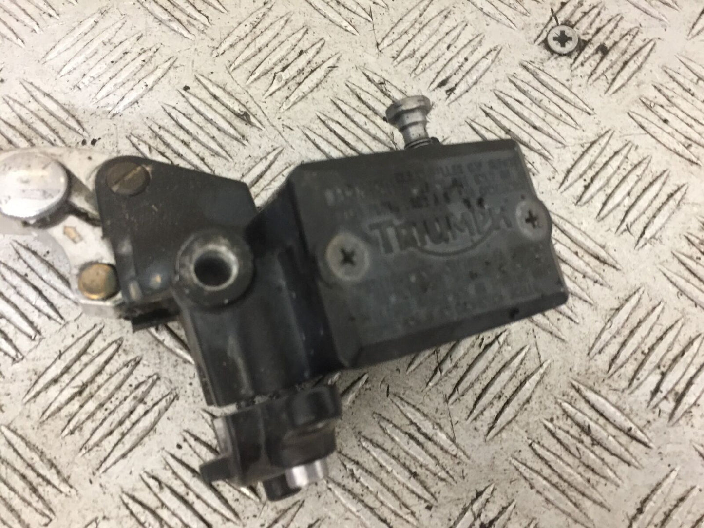 TRIUMPH TROPHY 1215 SE CLUTCH MASTER CYLINDER  2012-2017 (STOCK 740)