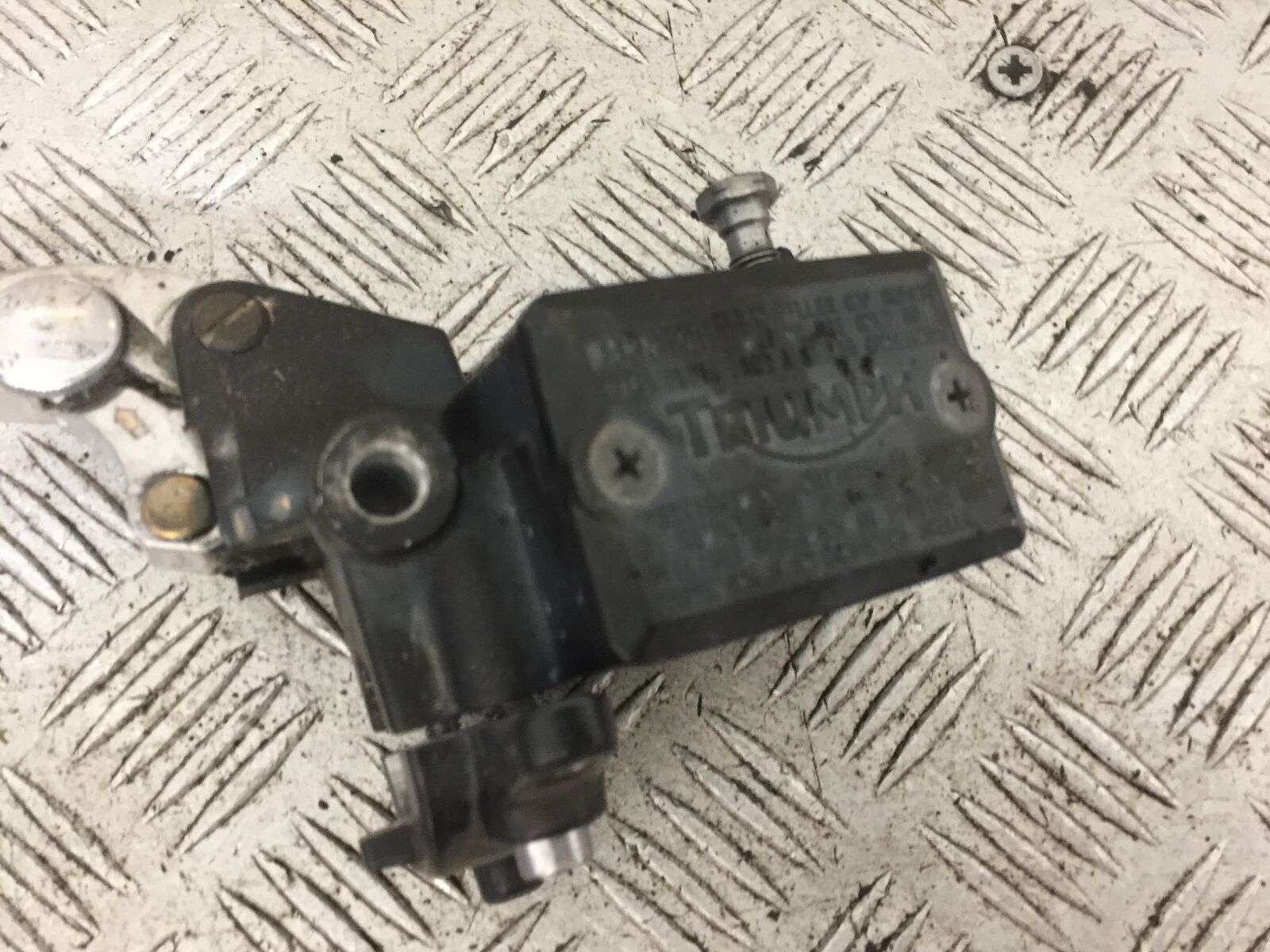 TRIUMPH TROPHY 1215 SE CLUTCH MASTER CYLINDER  2012-2017 (STOCK 740)