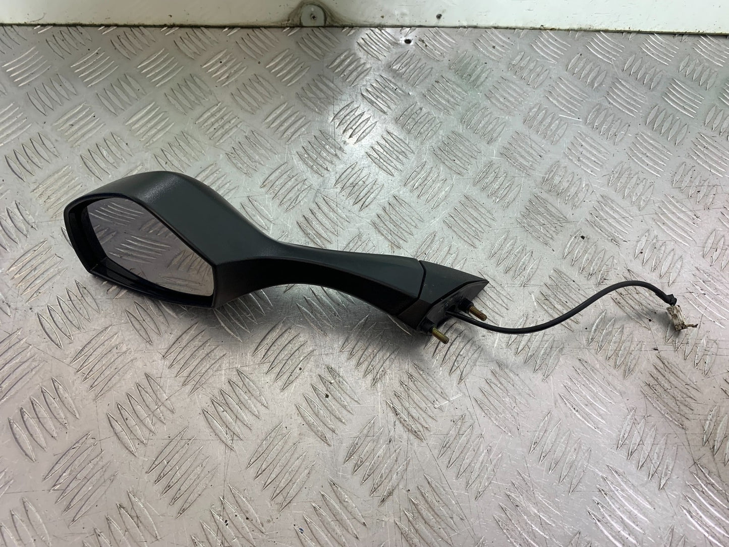TRIUMPH 1050 SPRINT ST LEFT MIRROR  2003-2011 (CMB1285)