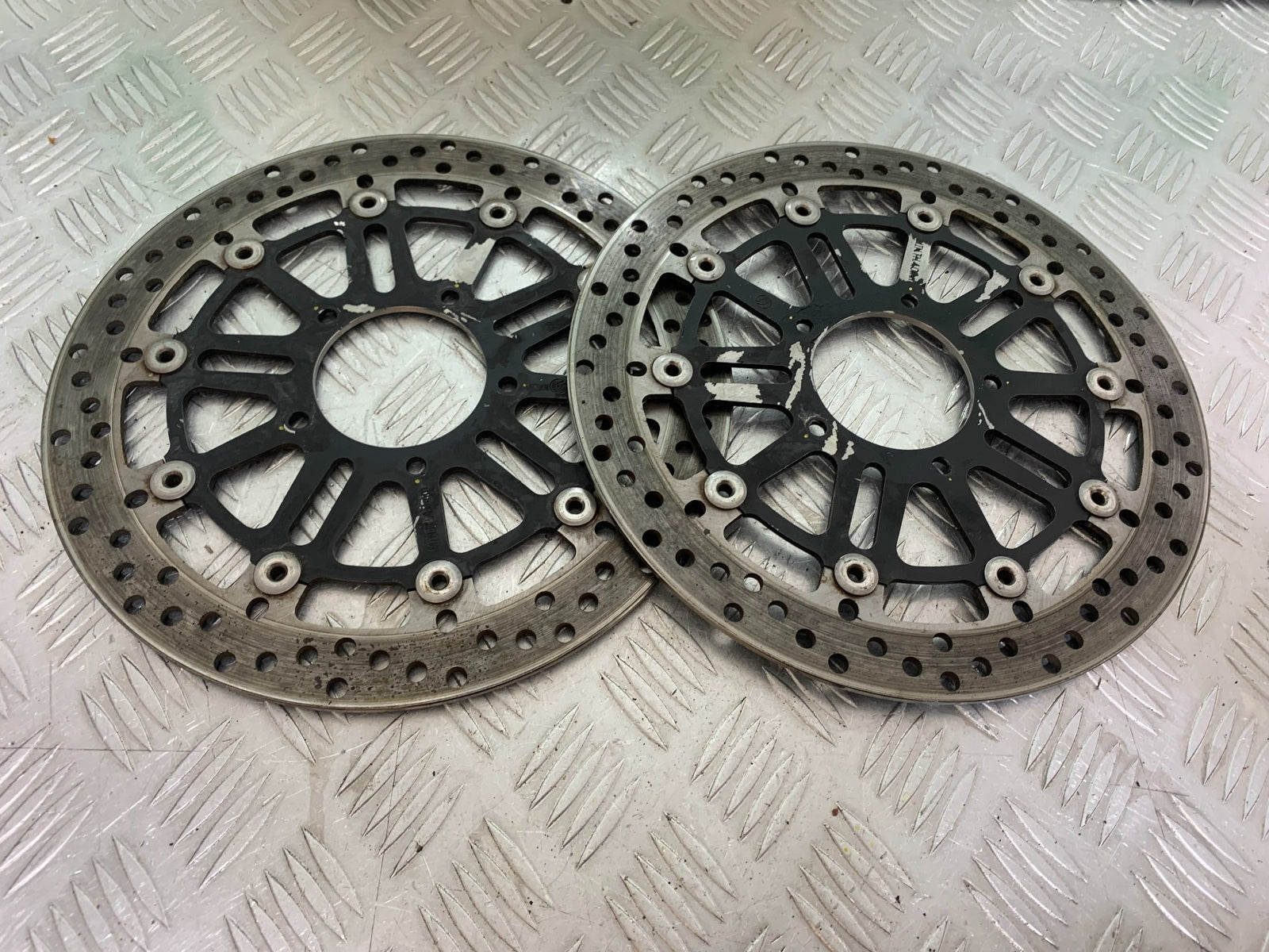 MV AGUSTA 800 F3 FRONT BRAKE  DISCS   YEAR 2013-2016 (CMB1152)