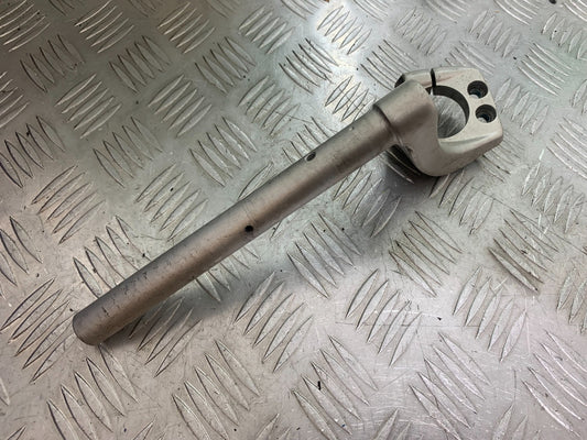 TRIUMPH 1050 SPRINT ST LEFT HANDLEBAR YEAR 2004-2007 (CMB1197)
