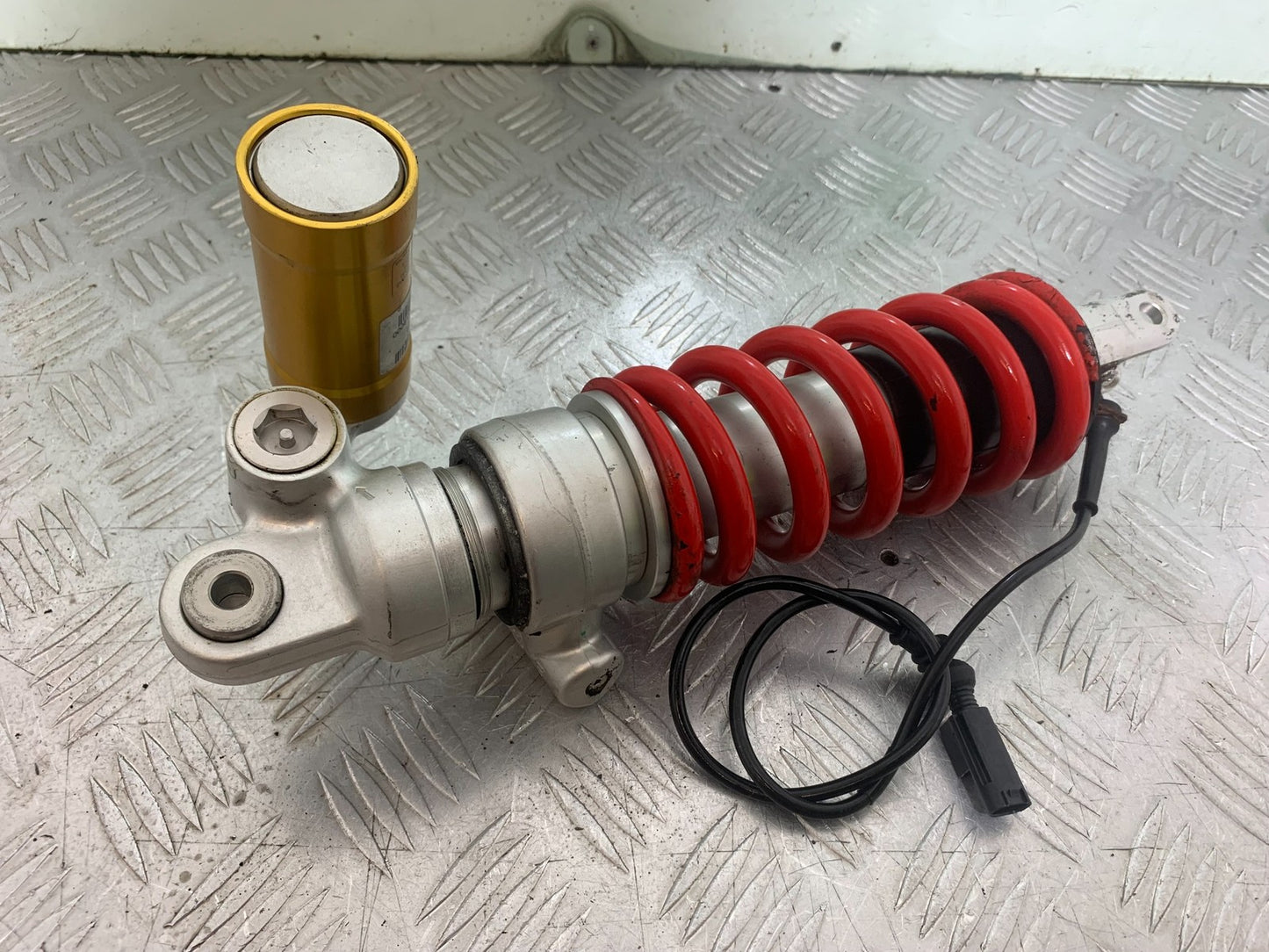 BMW S1000 RR REAR SHOCK   YEAR 2015-2018 (CMB1246)