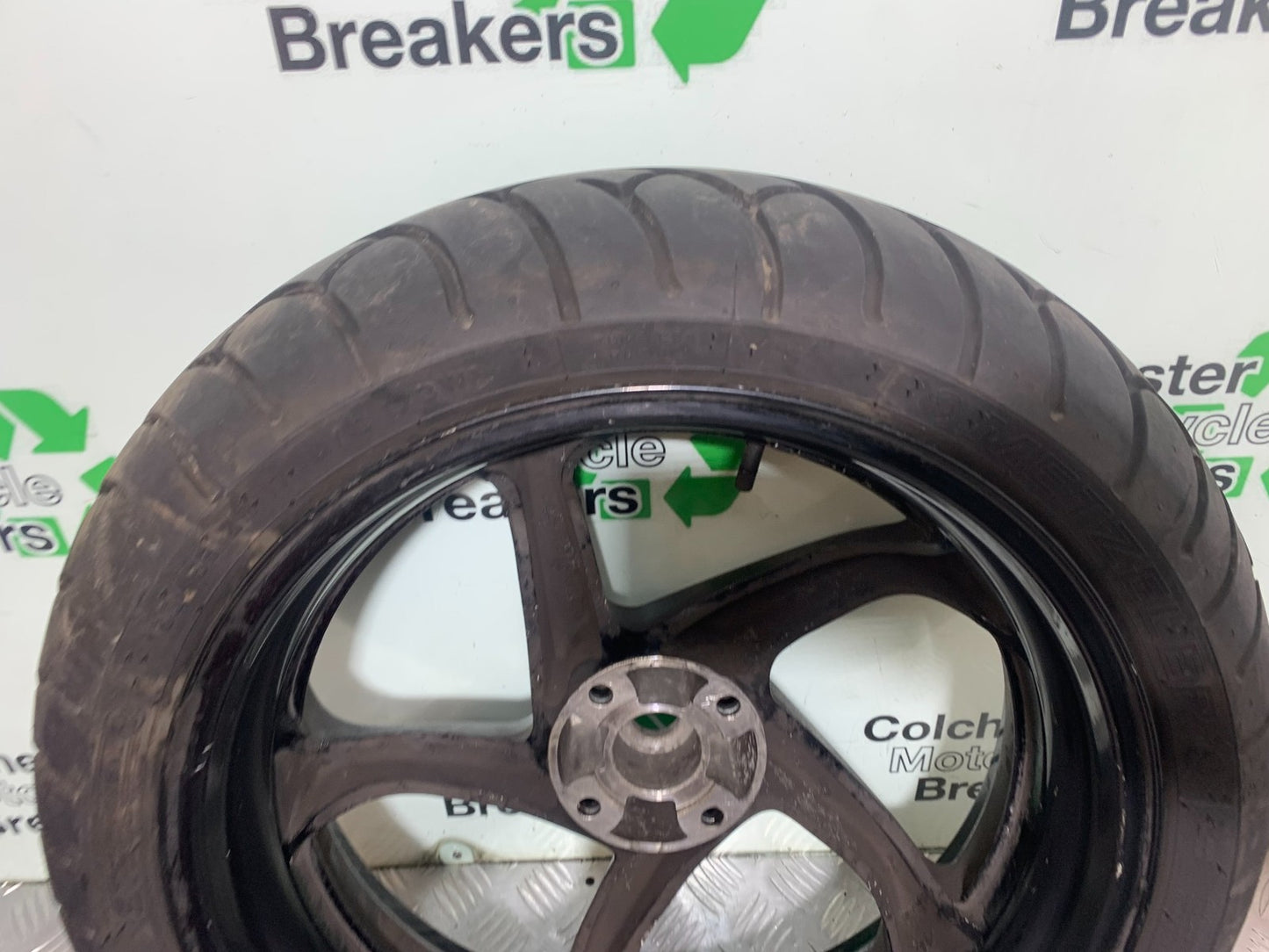 HONDA VFR800 PRE V-TEC REAR WHEEL  YEAR 1998-2001 (CMB1233)