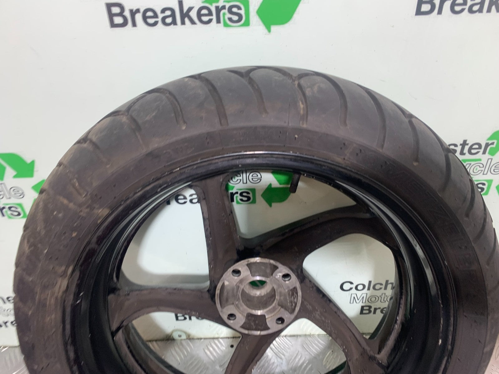 HONDA VFR800 PRE V-TEC REAR WHEEL  YEAR 1998-2001 (CMB1233)