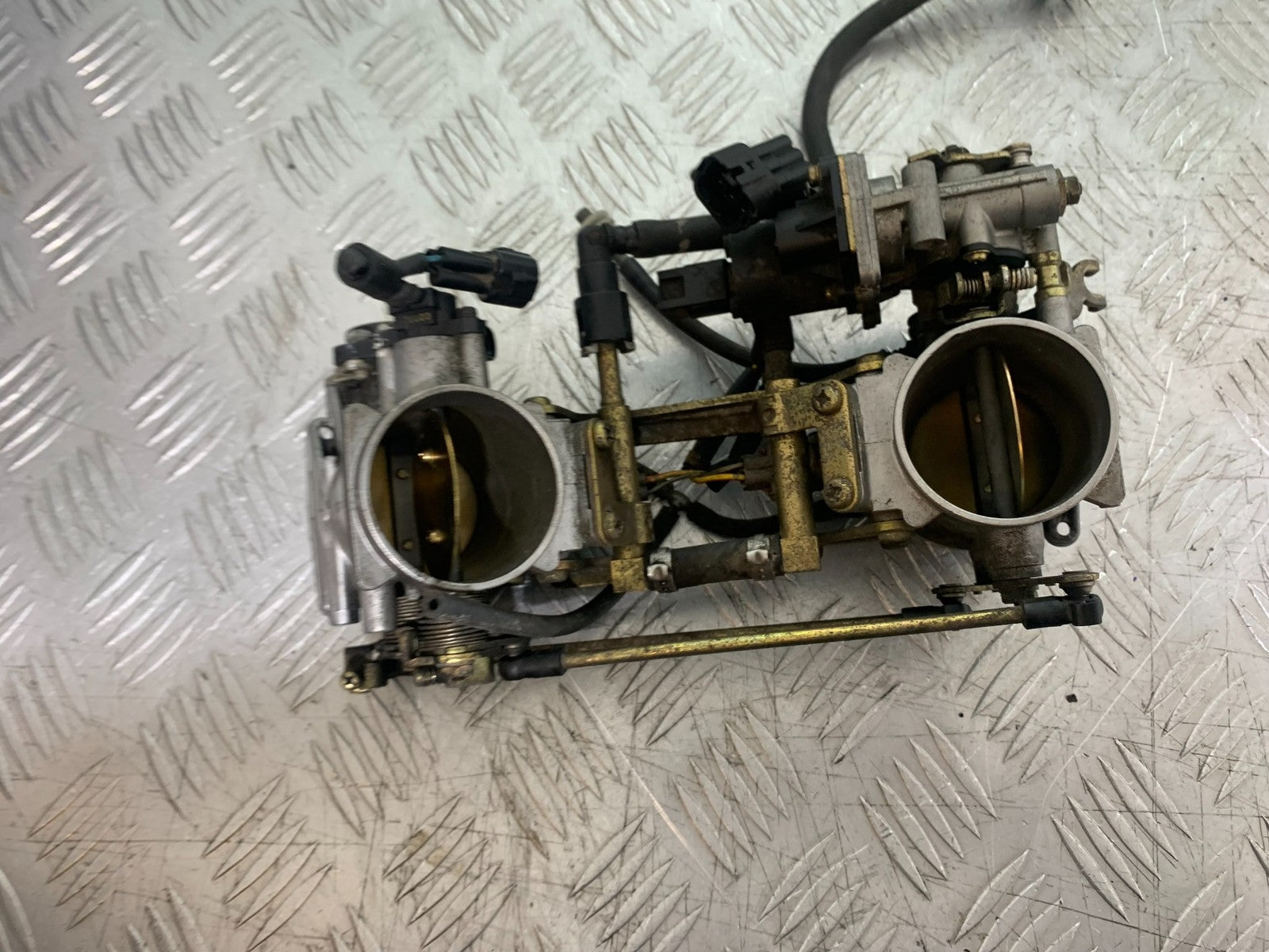 SUZUKI SV1000 SV 1000 S THROTTLE BODIES  YEAR 2003-2007 (CMB1293)