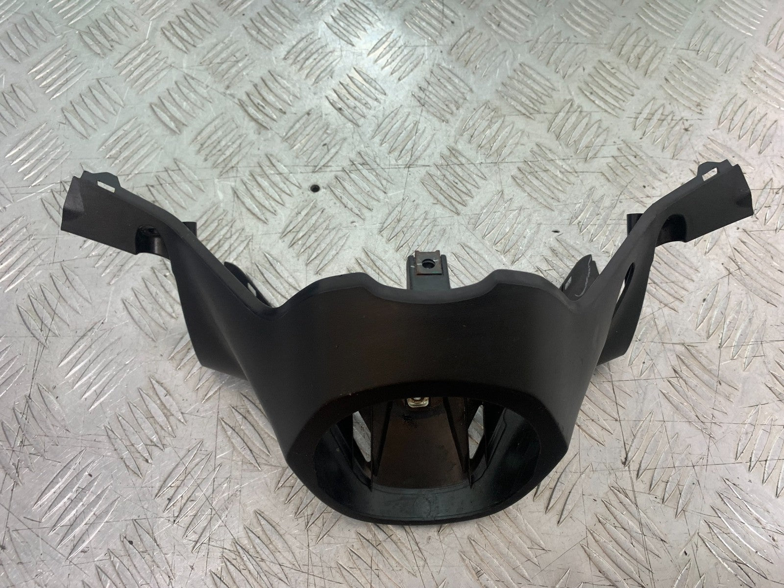 YAMAHA XMAX 300 YOKE COVER  YEAR 2017-2020 (CMB1218)