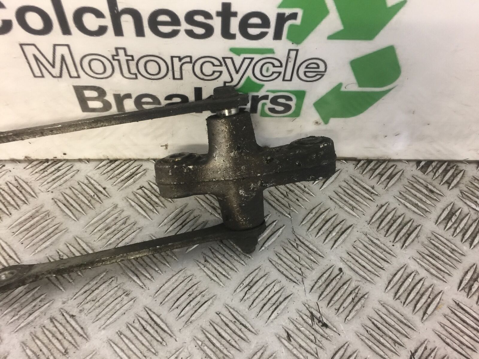 SUZUKI GSF1250 GSF 1250 K8 REAR SHOCK LINKAGE  YEAR 2009