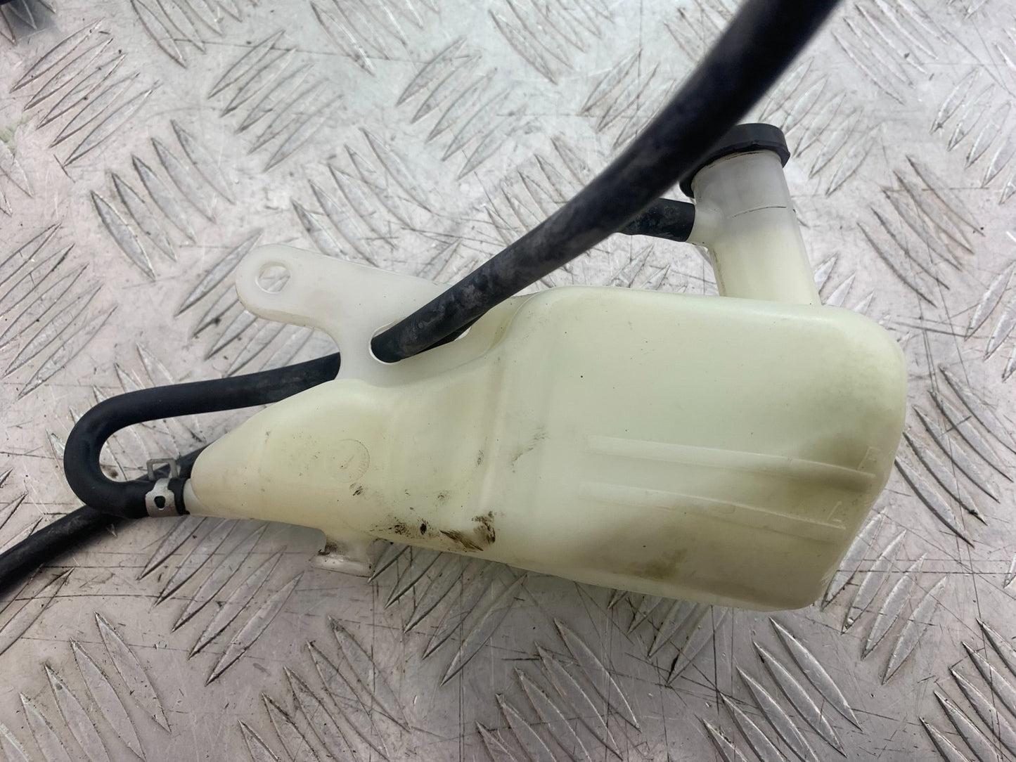 SUZUKI GSR600 GSR 600 COOLANT BOTTLE     2006-2010 (CMB1177)