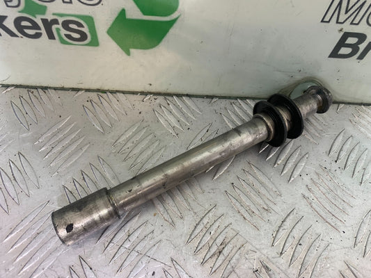 YAMAHA YZF R1 14 B BIG BANG FRONT WHEEL SPINDLE    2009-14 (CMB1175)