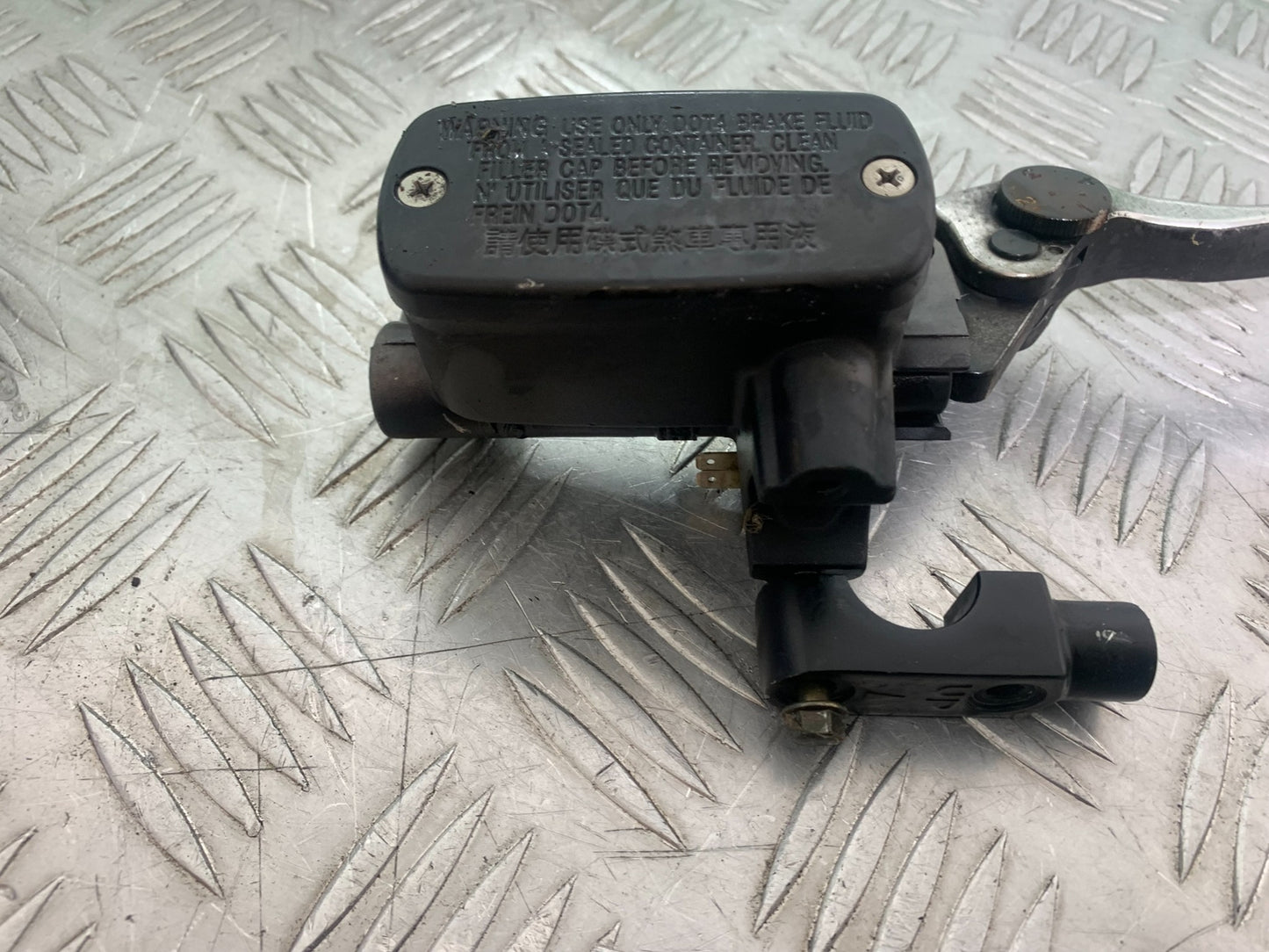 KAWASAKI J125 J125 FRONT MRAKE MASTER CYLINDER YEAR 2016-2020 (CMB1158)