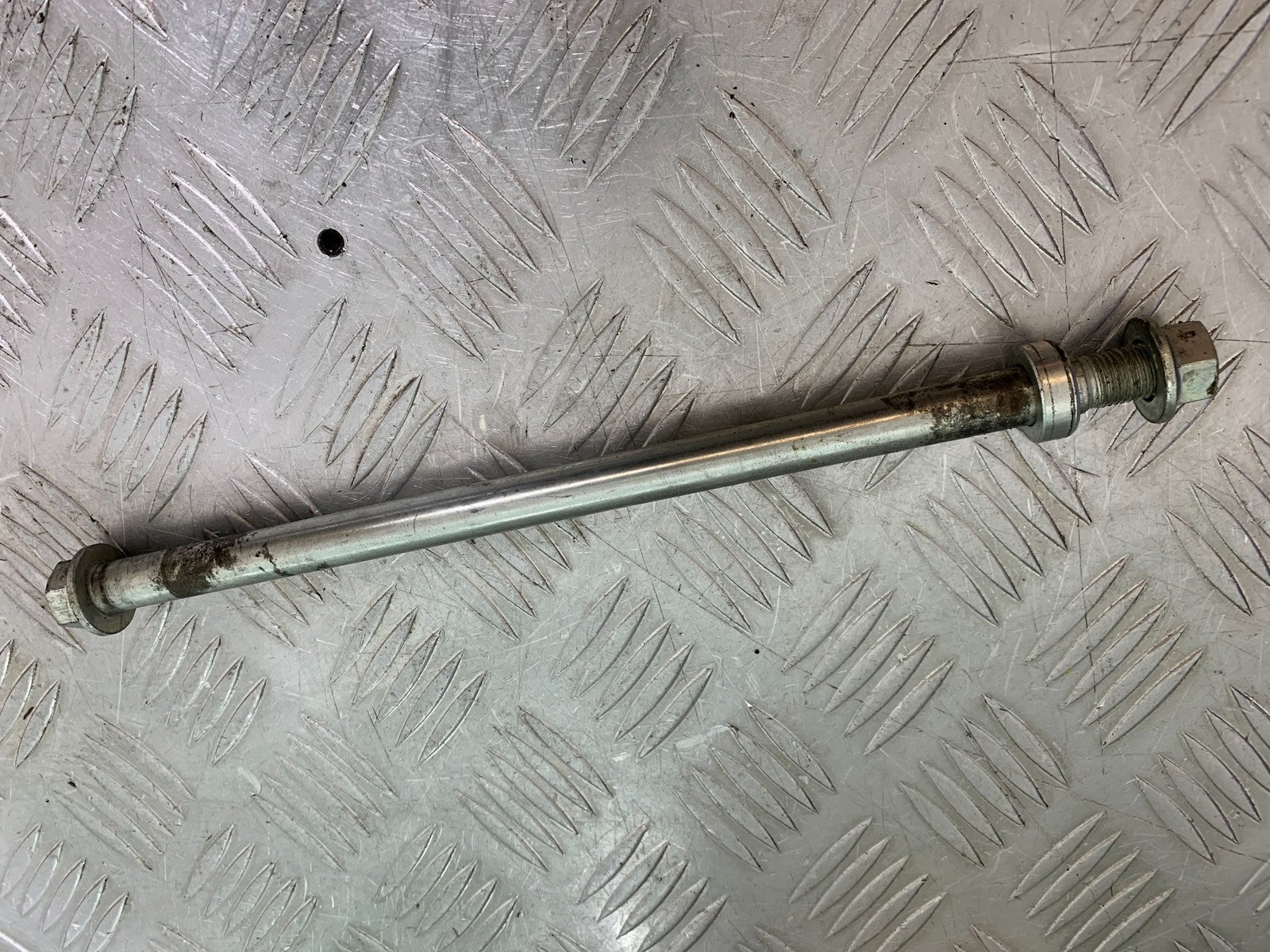 KTM 125 DUKE SWINGARM SPINDLE YEAR 2018-2023 (CMB1185)