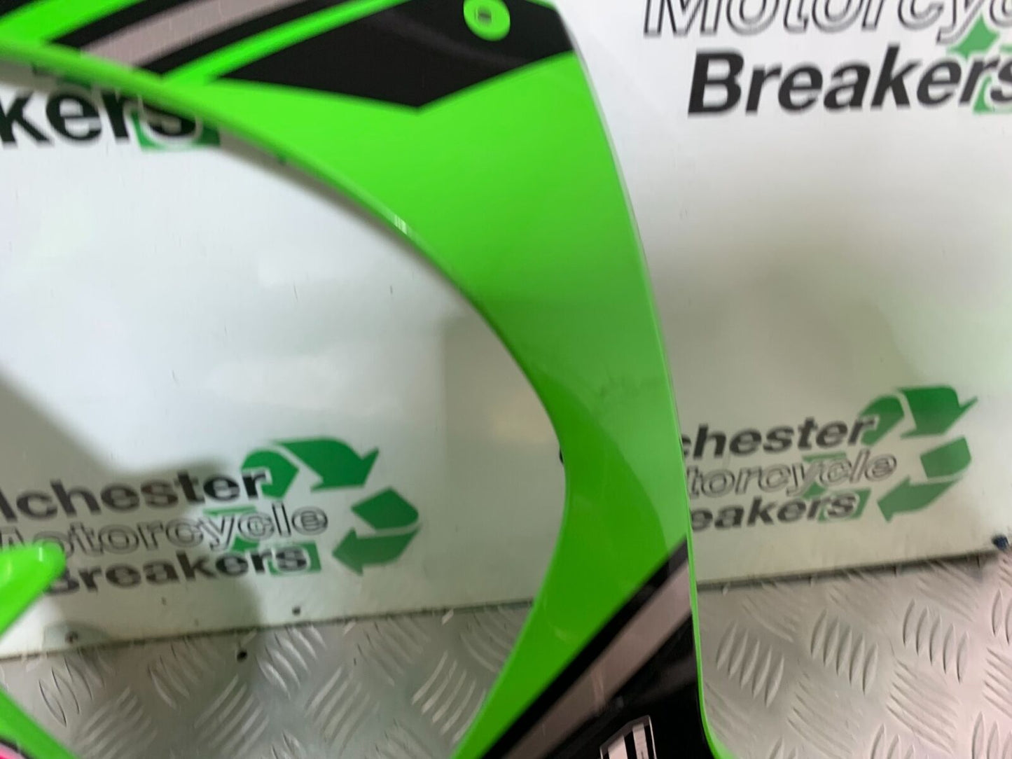 KAWASAKI ZX10R ZX 10R LEFT FAIRING PANEL  YEAR 2016-2020 (CMB1015)