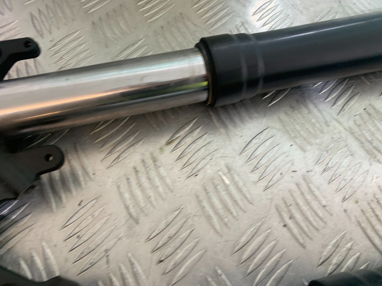 KTM 990 SUPERMOTO T FORKS  YEAR 2010-2011  (CMB1127)